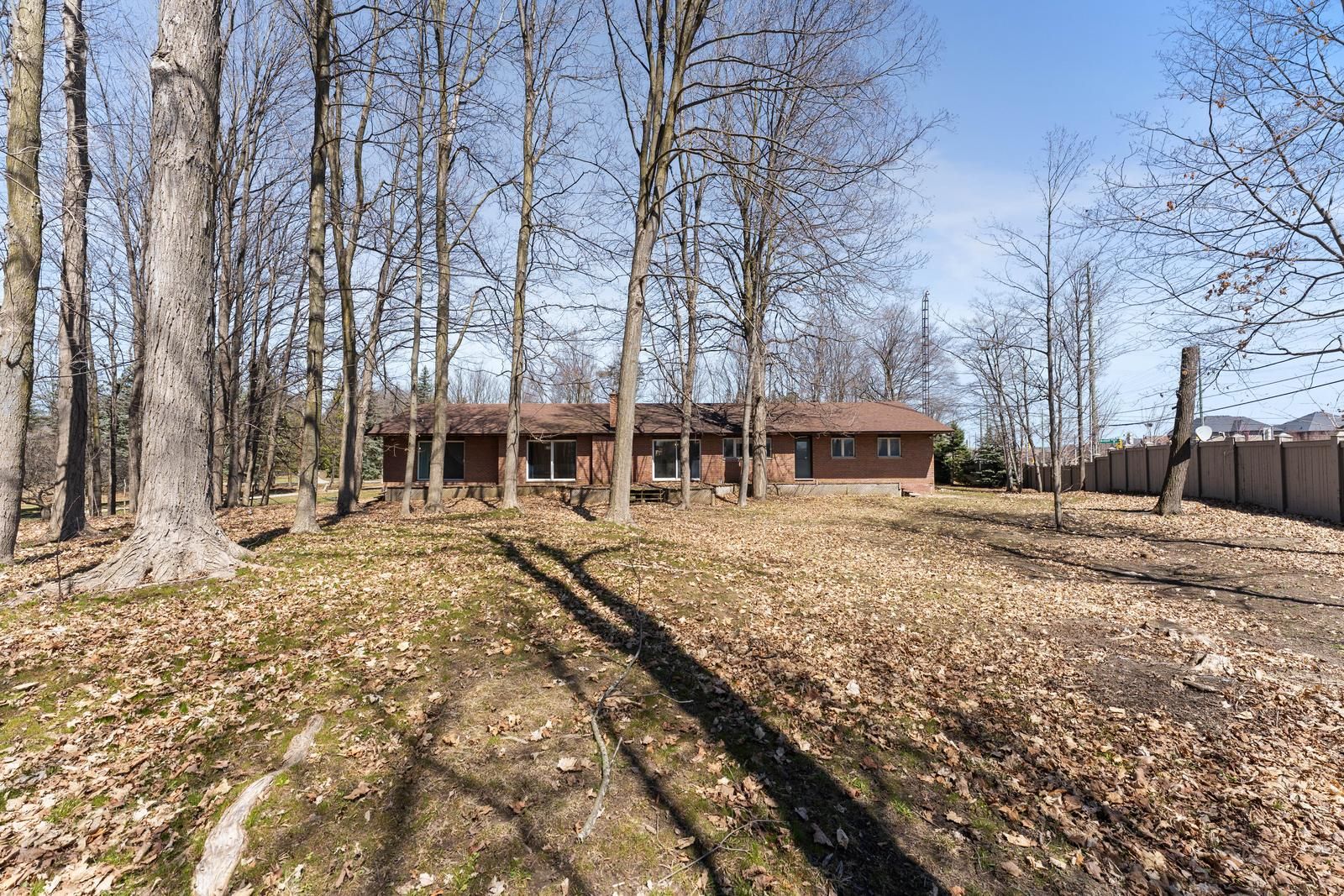 16 Millwood Parkway