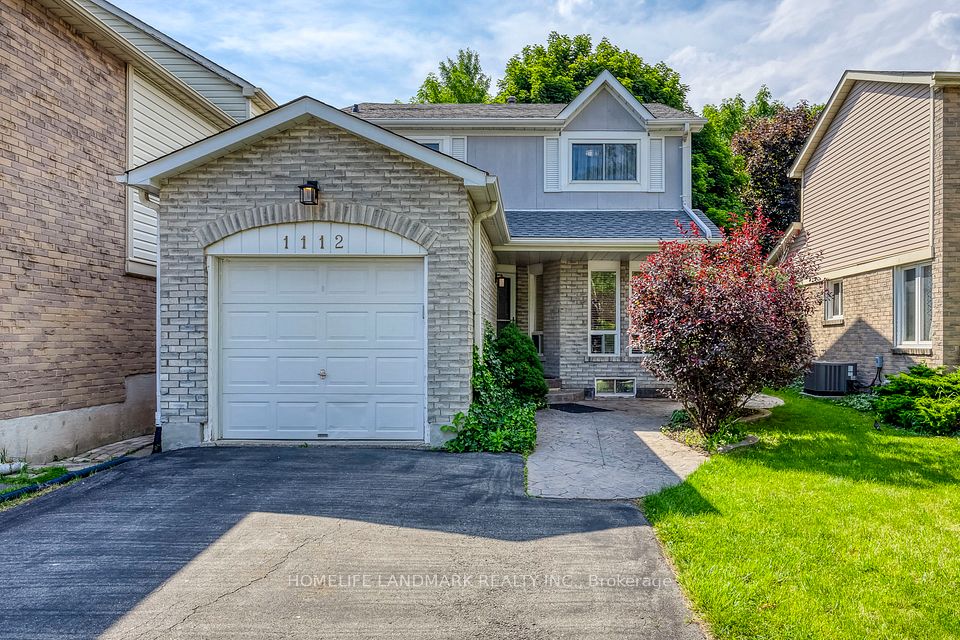 1112 Montgomery Drive, Oakville, ON L6M 1G1
