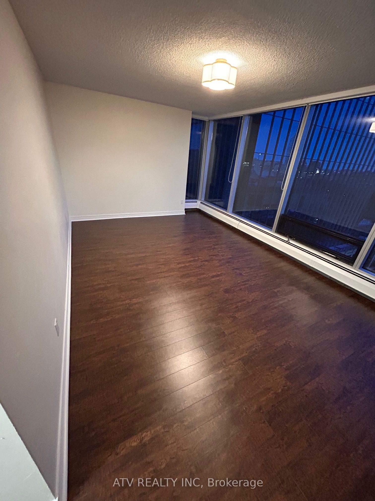 ##1404 - 30 Wellington Street, Toronto, ON M5E 1S3