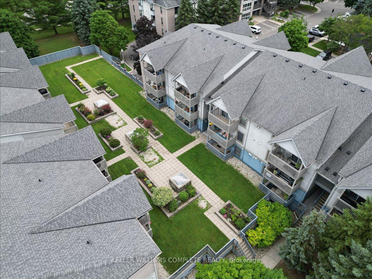 2 Bedrooms Condo at 2010 CLEAVER,  Burlington For sale
