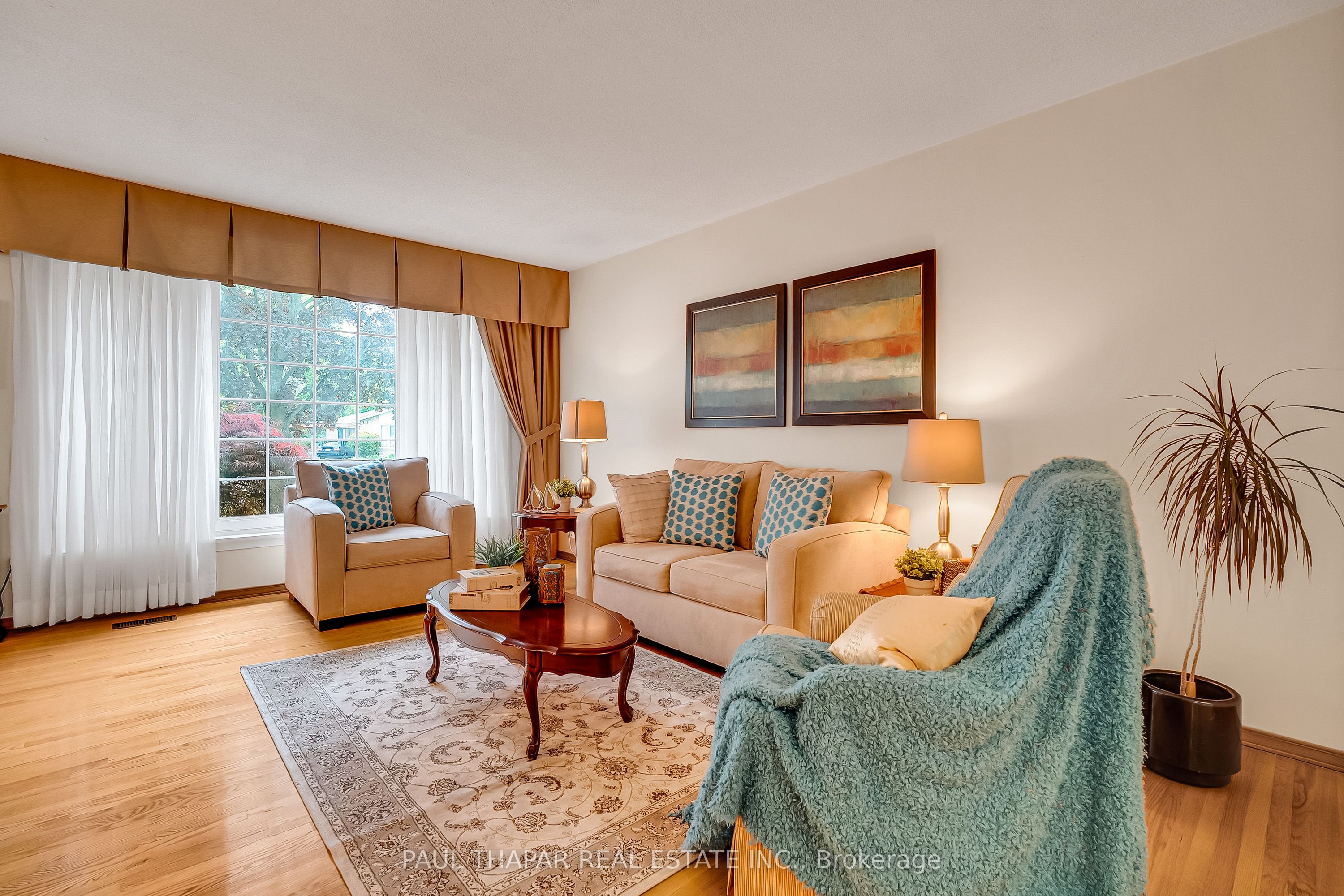 64 Grove Park Crescent