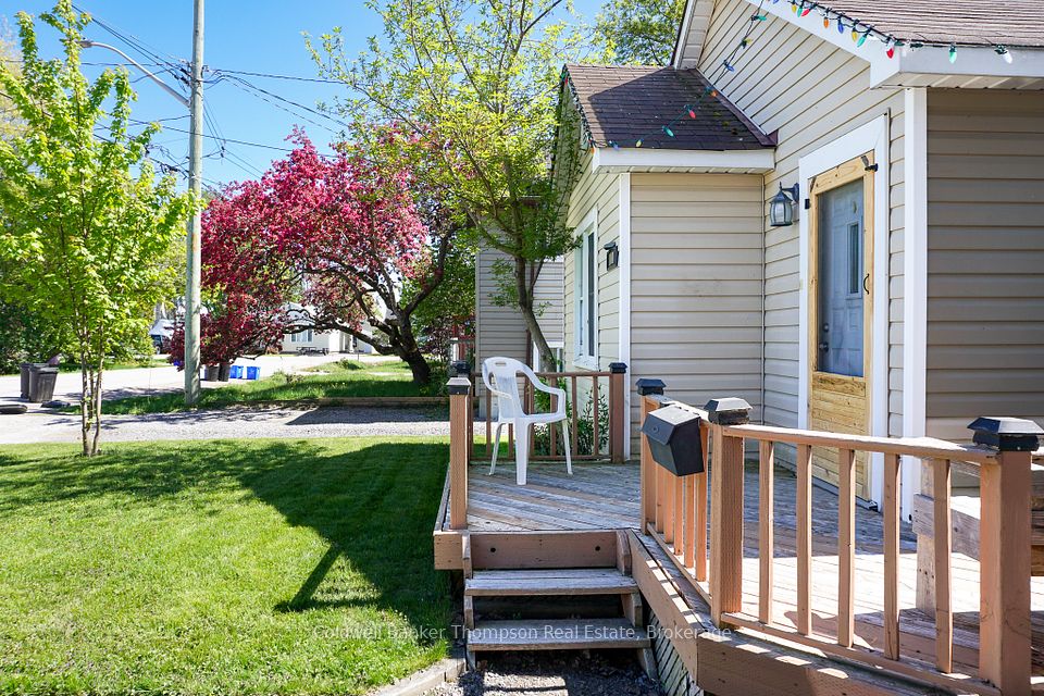 101 Nelson Avenue, North Bay, ON P1A 1Z8