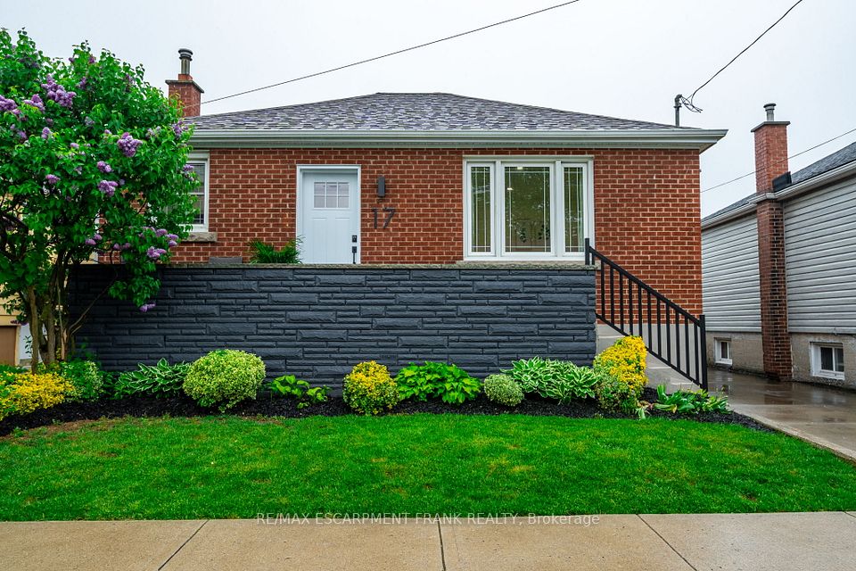 17 East 11th
