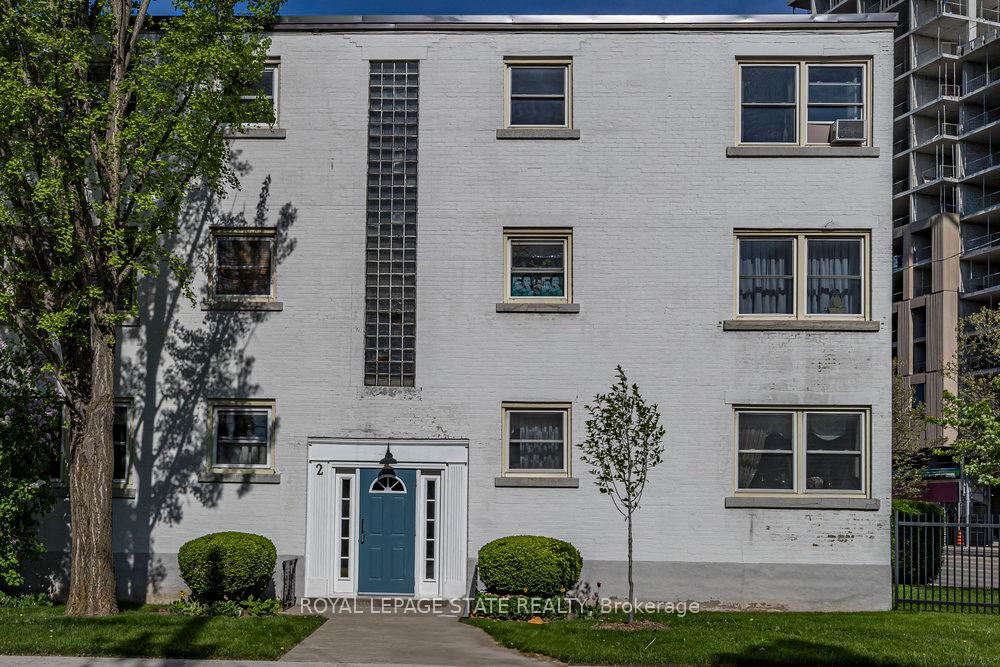 1 Bedroom Co-op at 2 Stroud, Hamilton For sale
