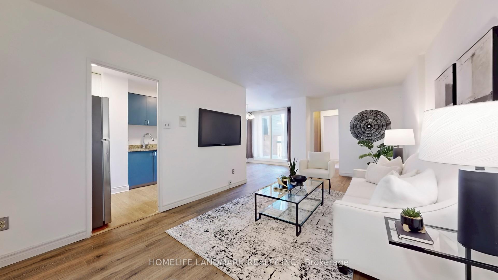 3 Bedrooms Condo at 1395 Williamsport, Mississauga For sale