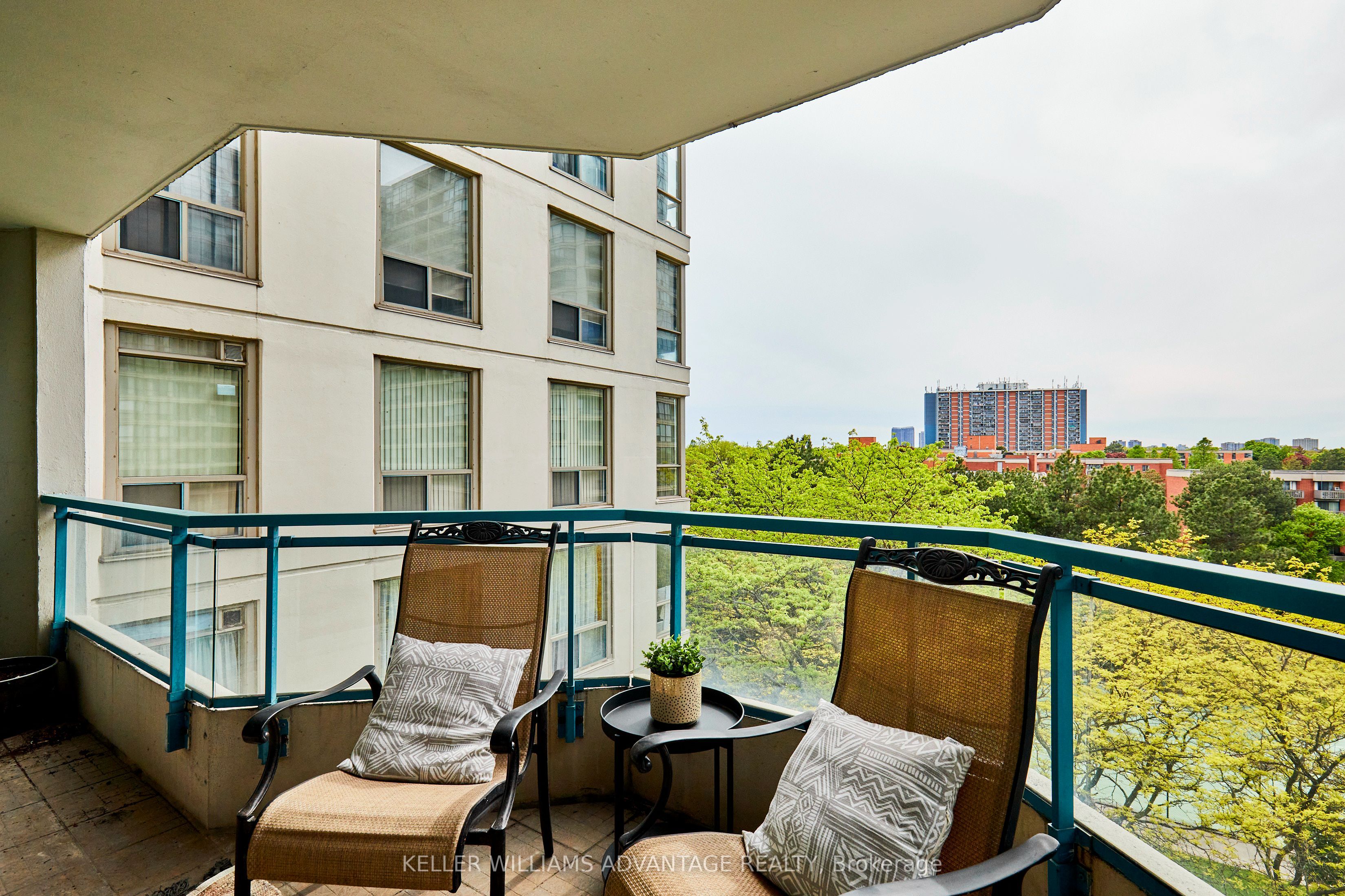 4727 Sheppard Avenue E, #608