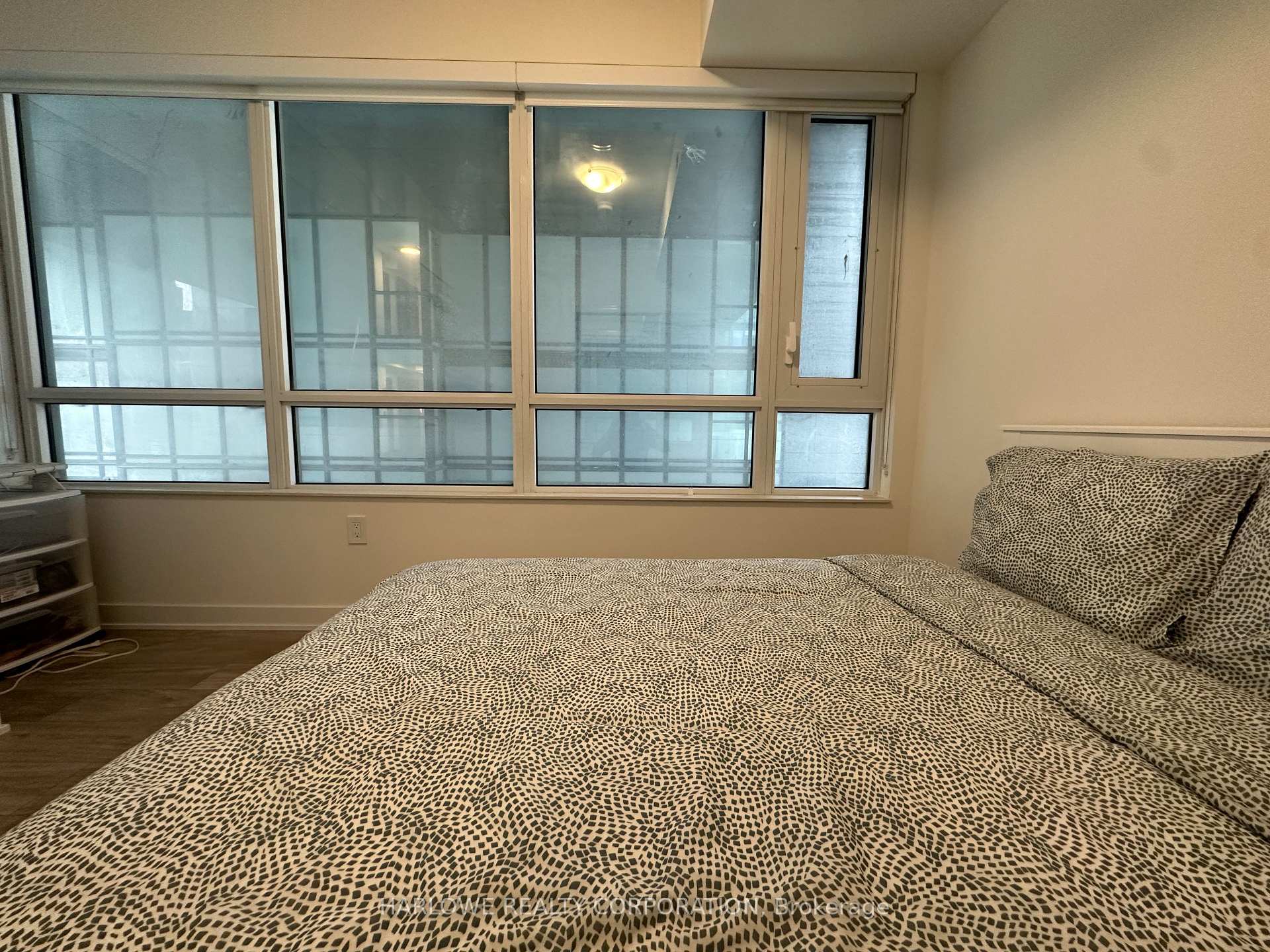 1 Bedroom Condo at 70 Princess,  Toronto For sale