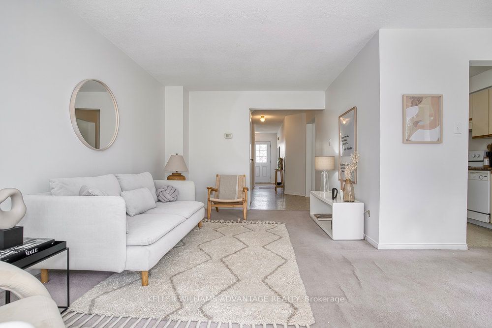 2355 Fifth Line W, #6