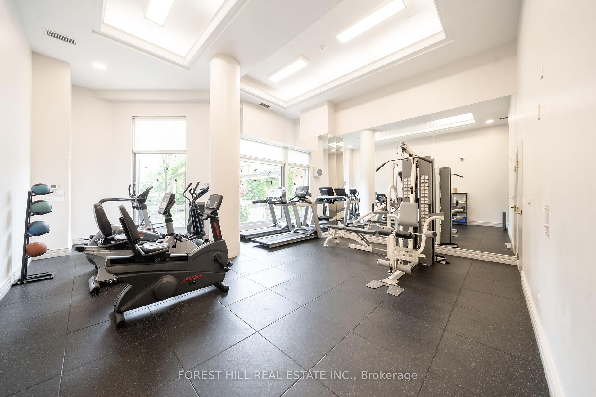 3 Bedrooms Condo at 1 Balmoral, Toronto For sale