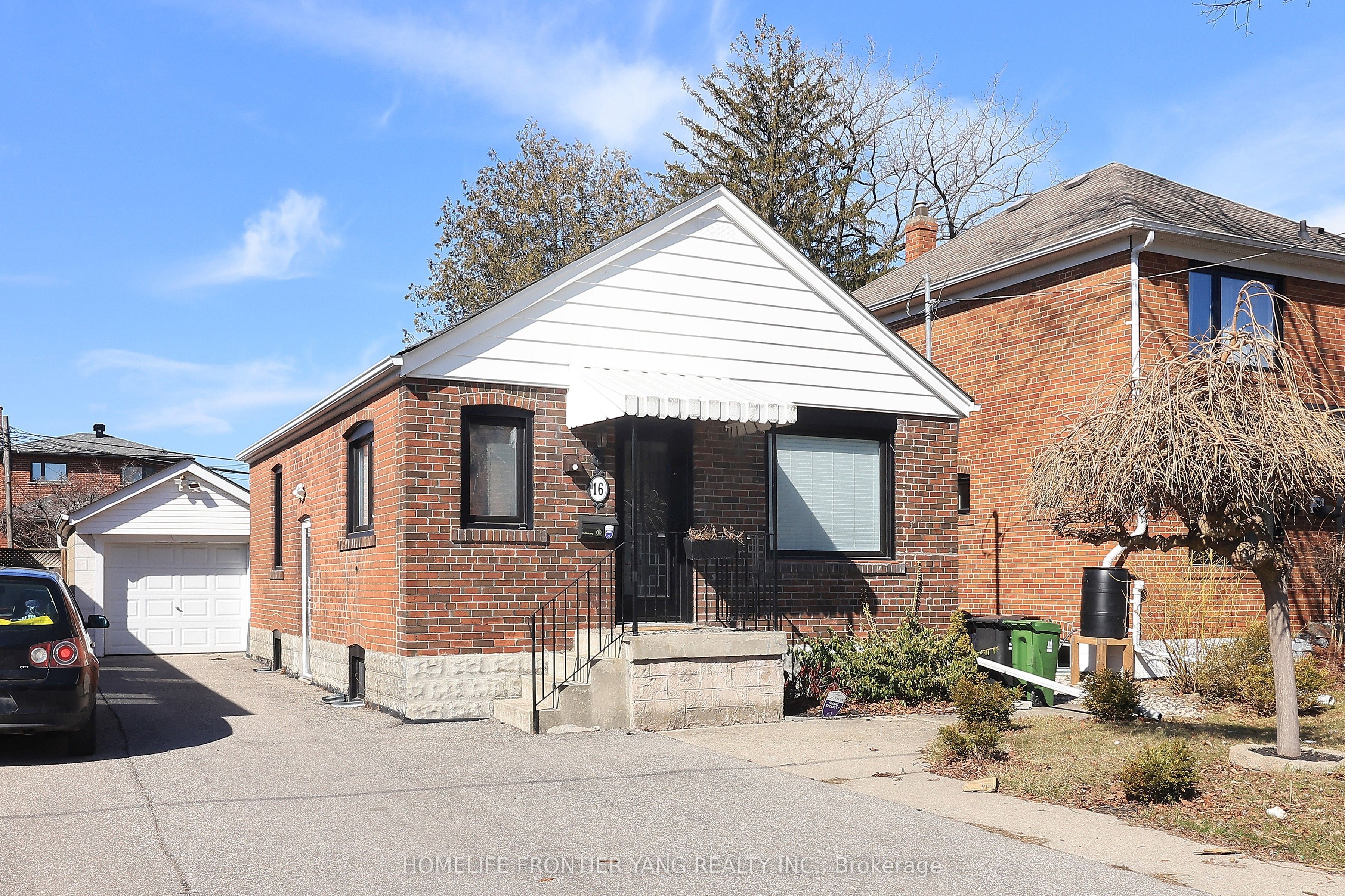 16 Nineteenth Street, Toronto, ON M8V 3L3