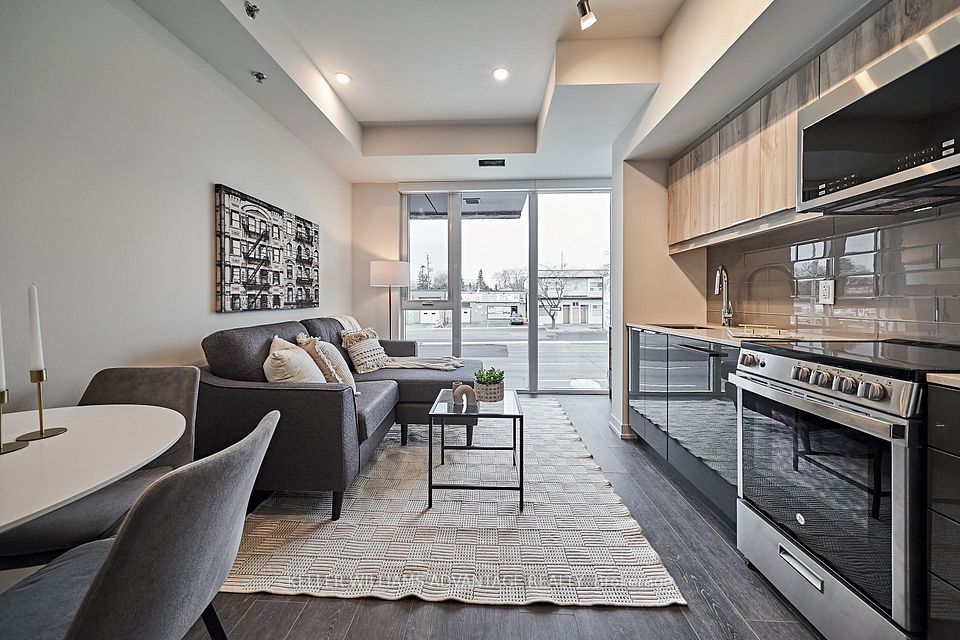 2213 Kingston