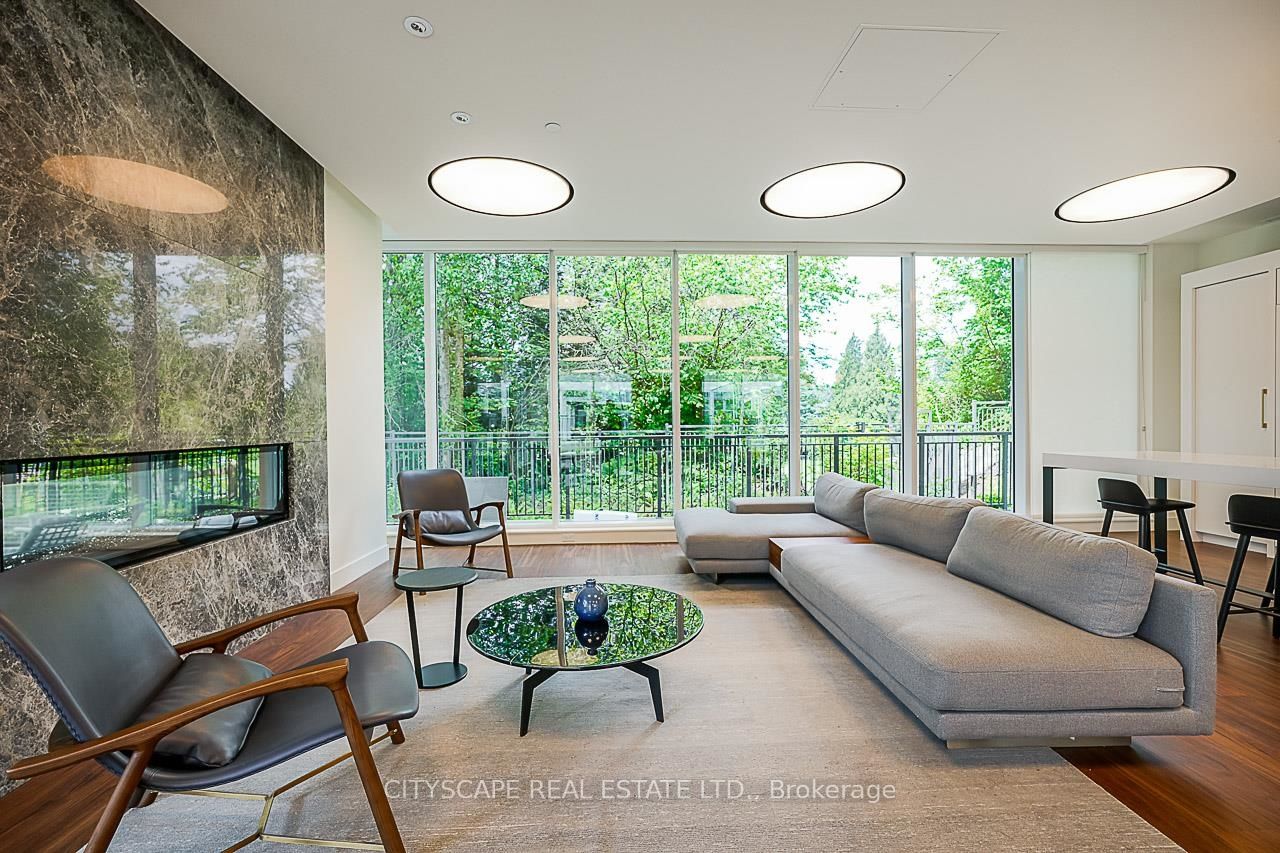 585 Austin Avenue, #1907