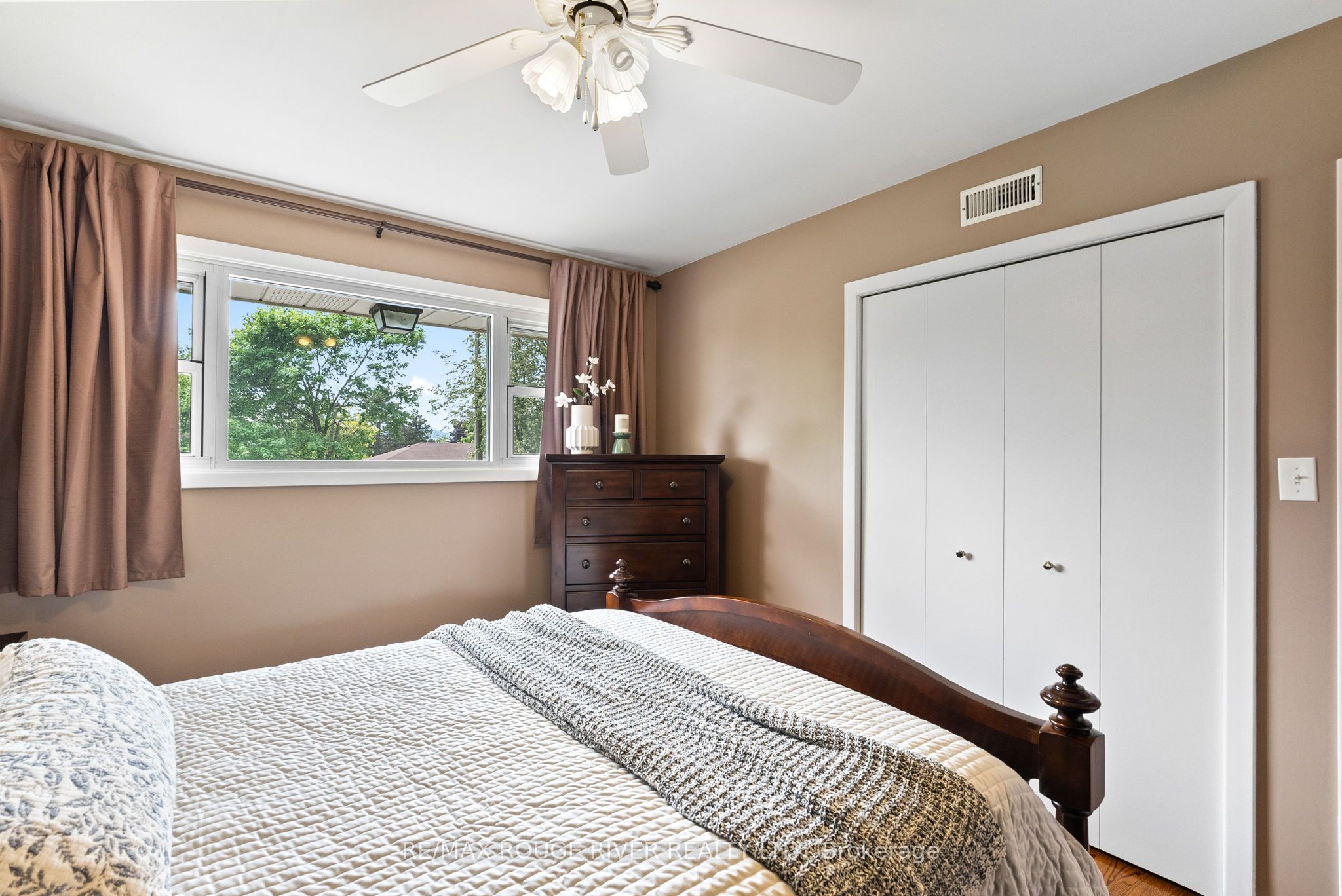 665 Jasmine Crescent