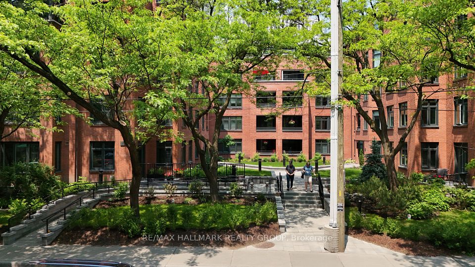 215 Somerset