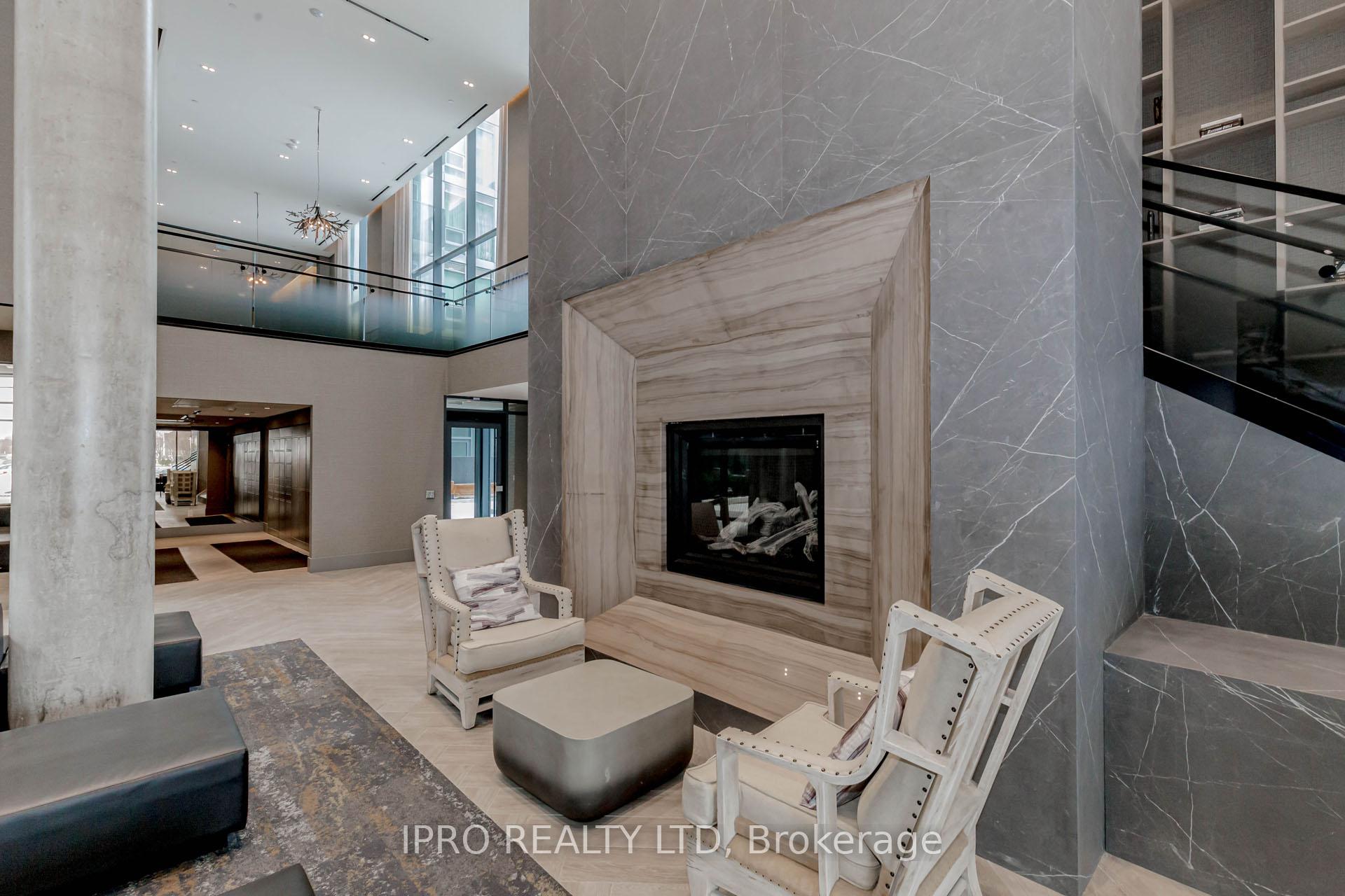 2 Bedrooms Condo at 2450 OLD BRONTE, Oakville For sale