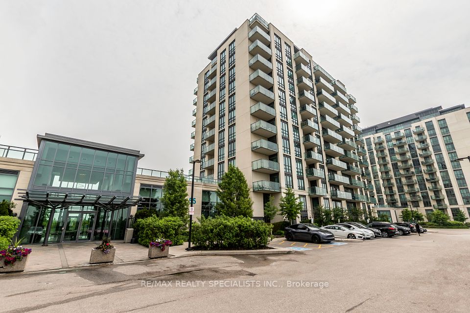 55 Yorkland Boulevard