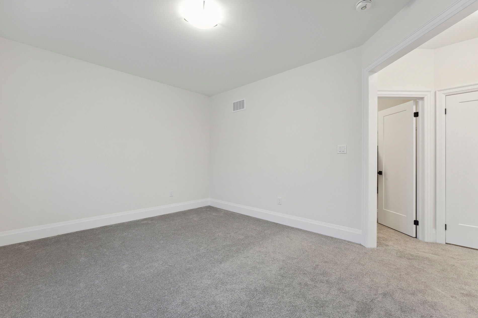 7 Kessler Drive