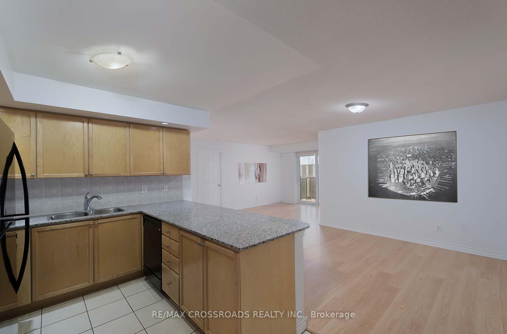 3 Bedrooms Condo at 5233 Dundas,  Toronto For sale