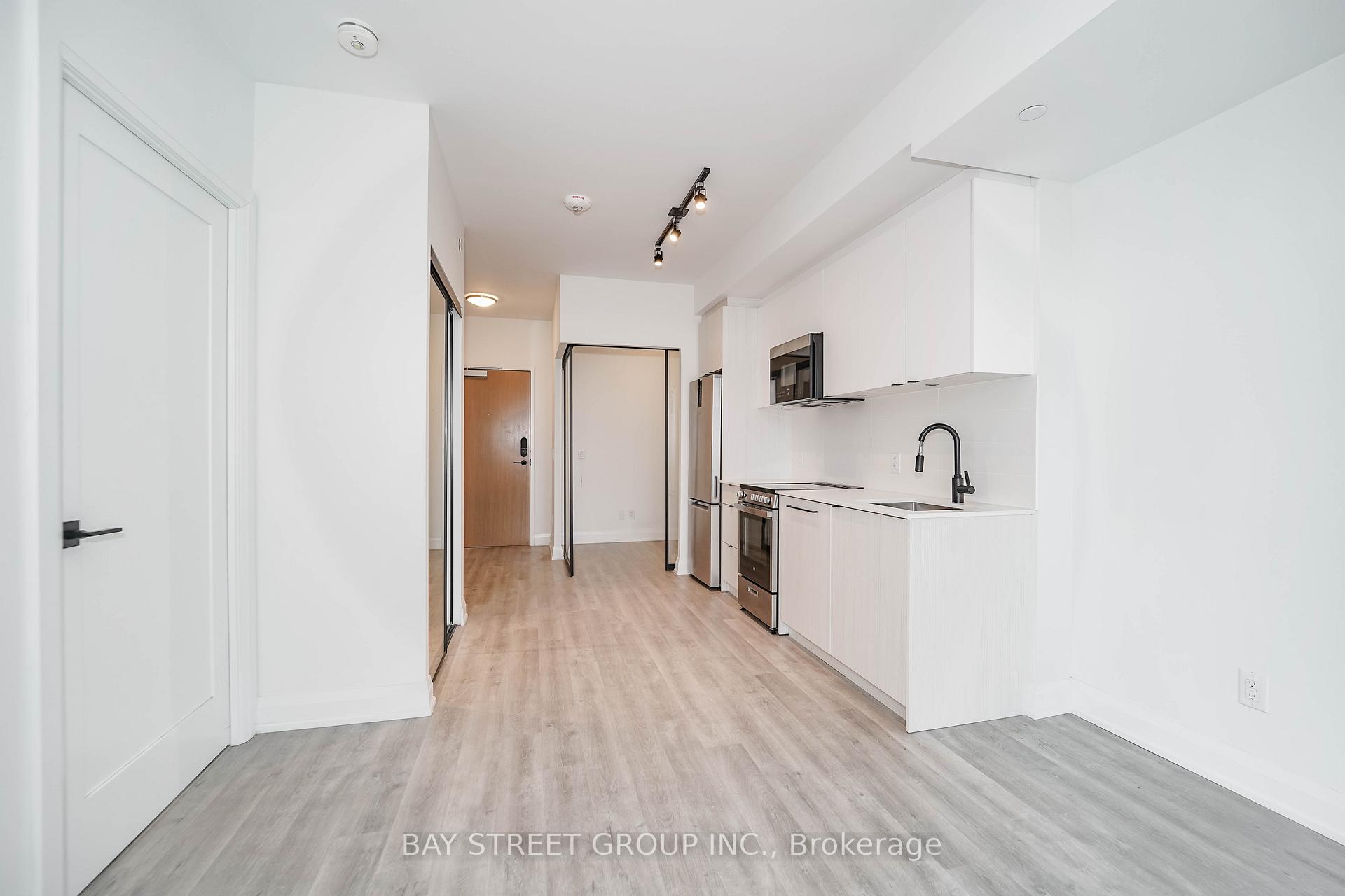 2 Bedrooms Condo at 2369 Danforth,  Toronto For sale
