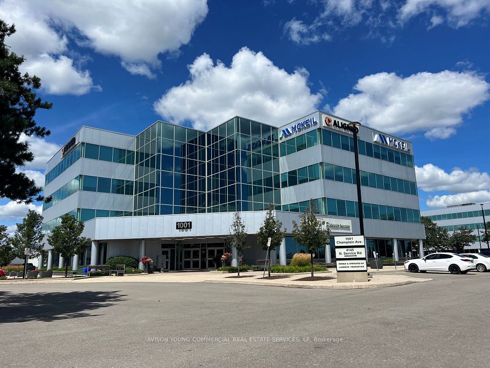 1001 Champlain