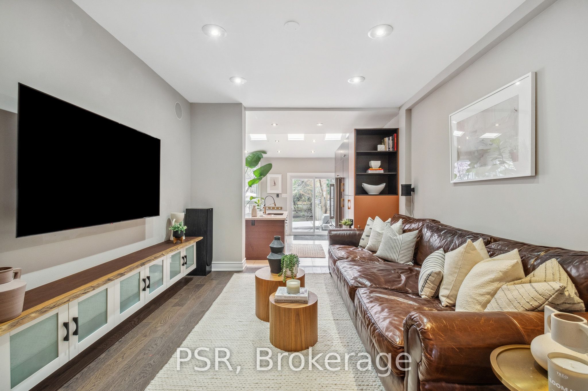 343 Balliol Street