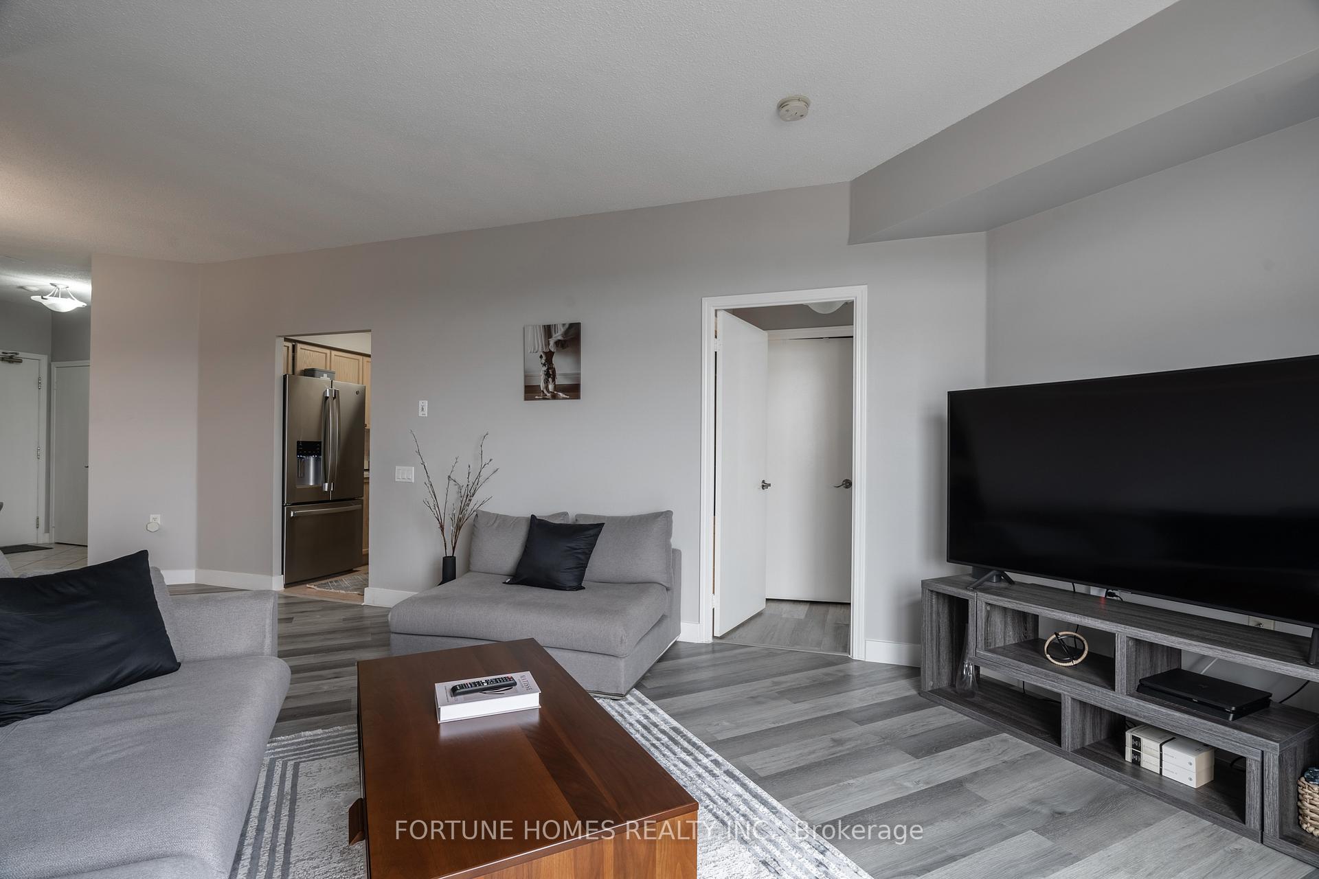 2 Bedrooms Condo at 650 Lawrence, Toronto For sale