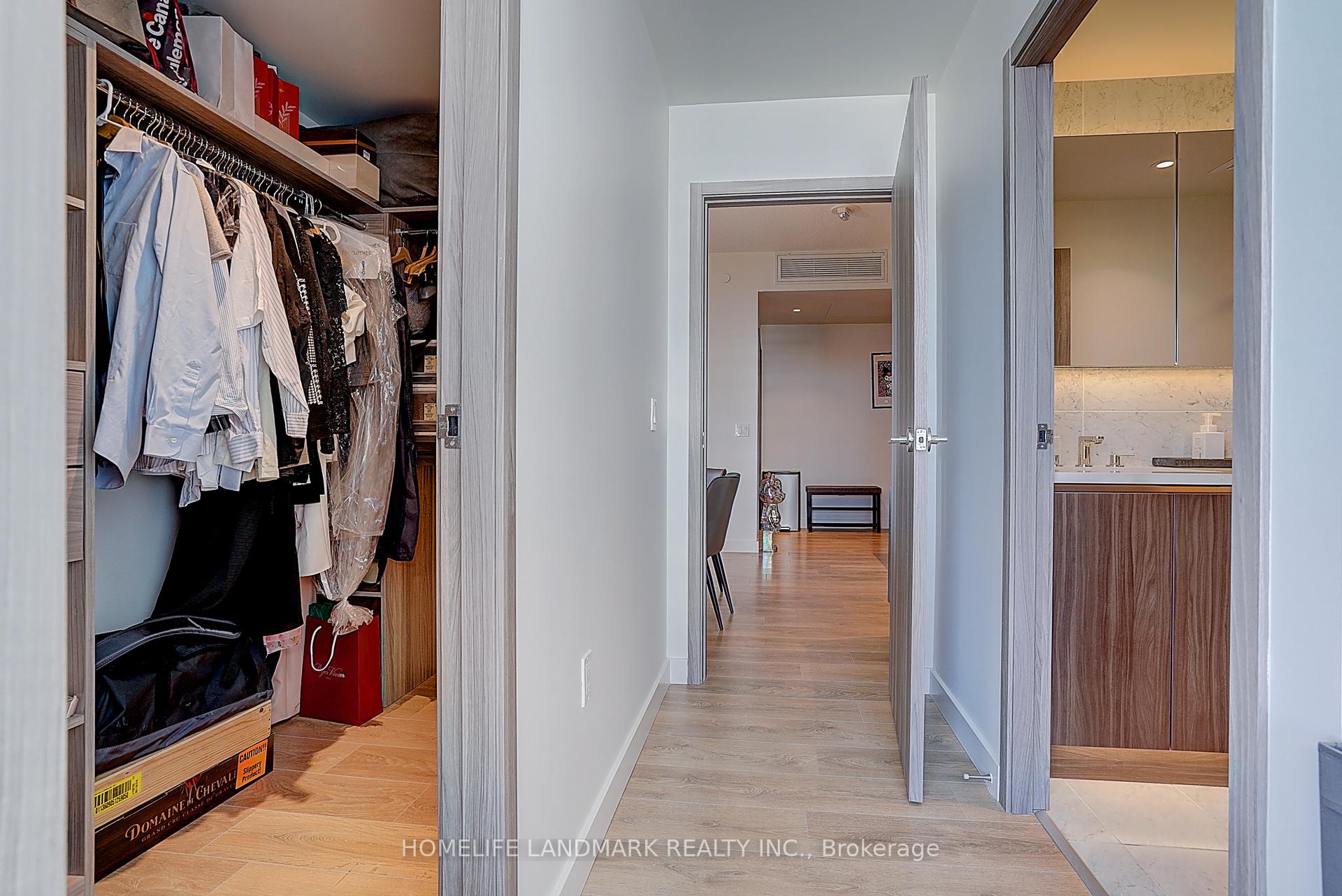 3 Bedrooms Condo at 85 Mcmahon, Toronto For sale