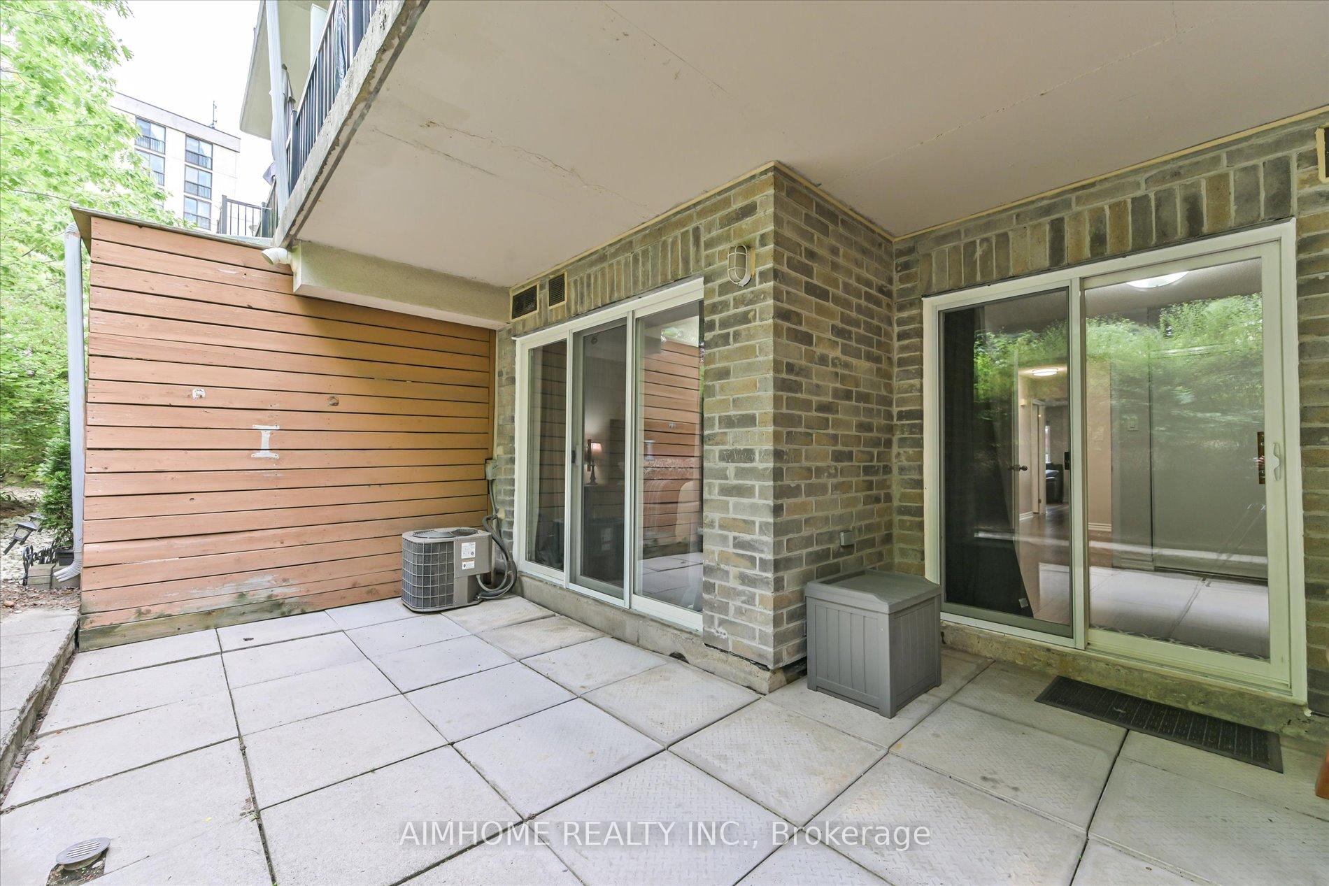3 Bedrooms Condo at 55 George Appleton, Toronto For sale