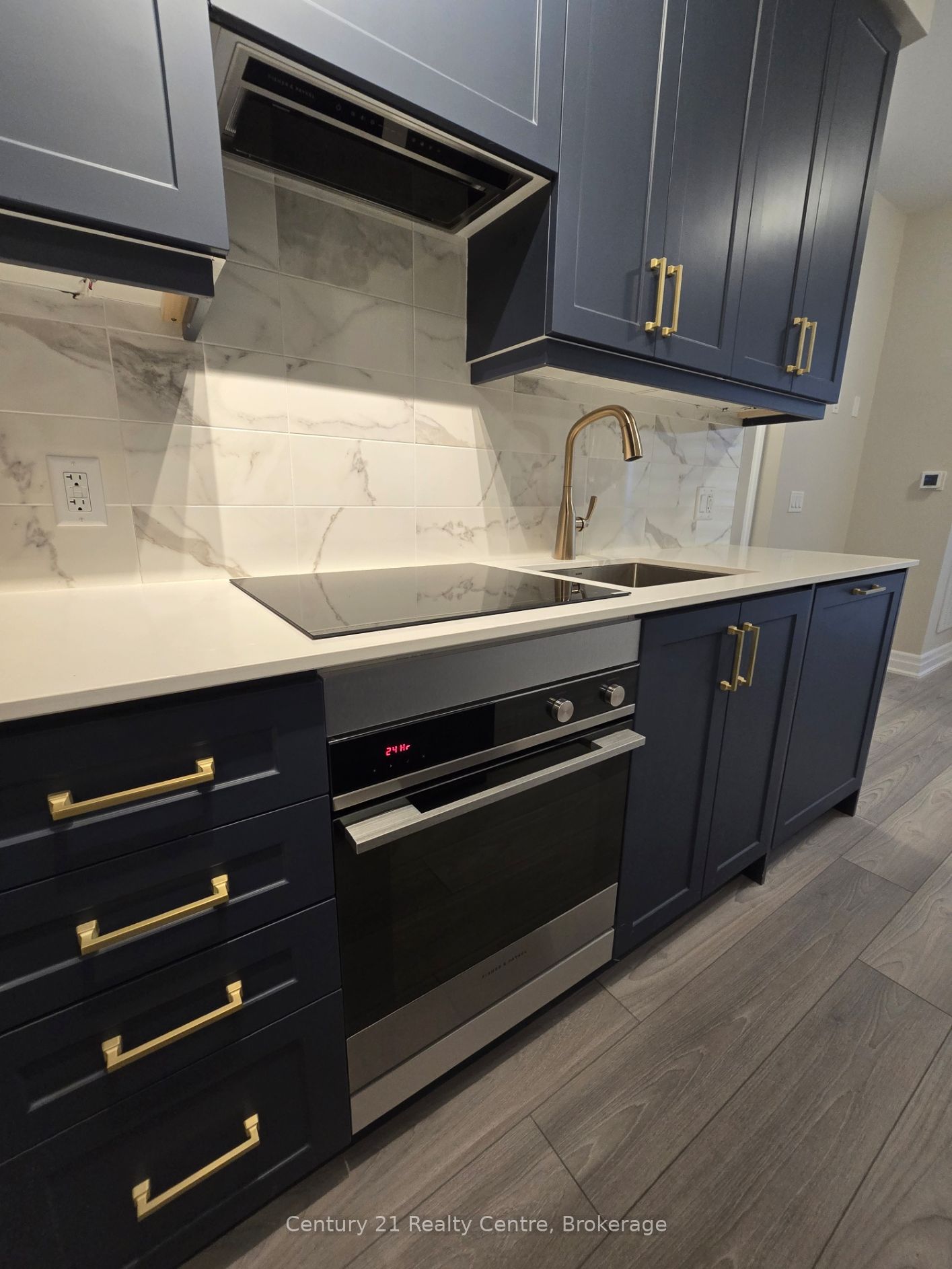 30 Elm Drive, #2002