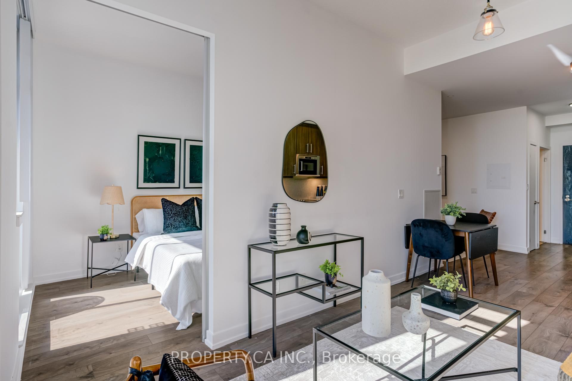 2 Bedrooms Condo at 297 College, Toronto For sale