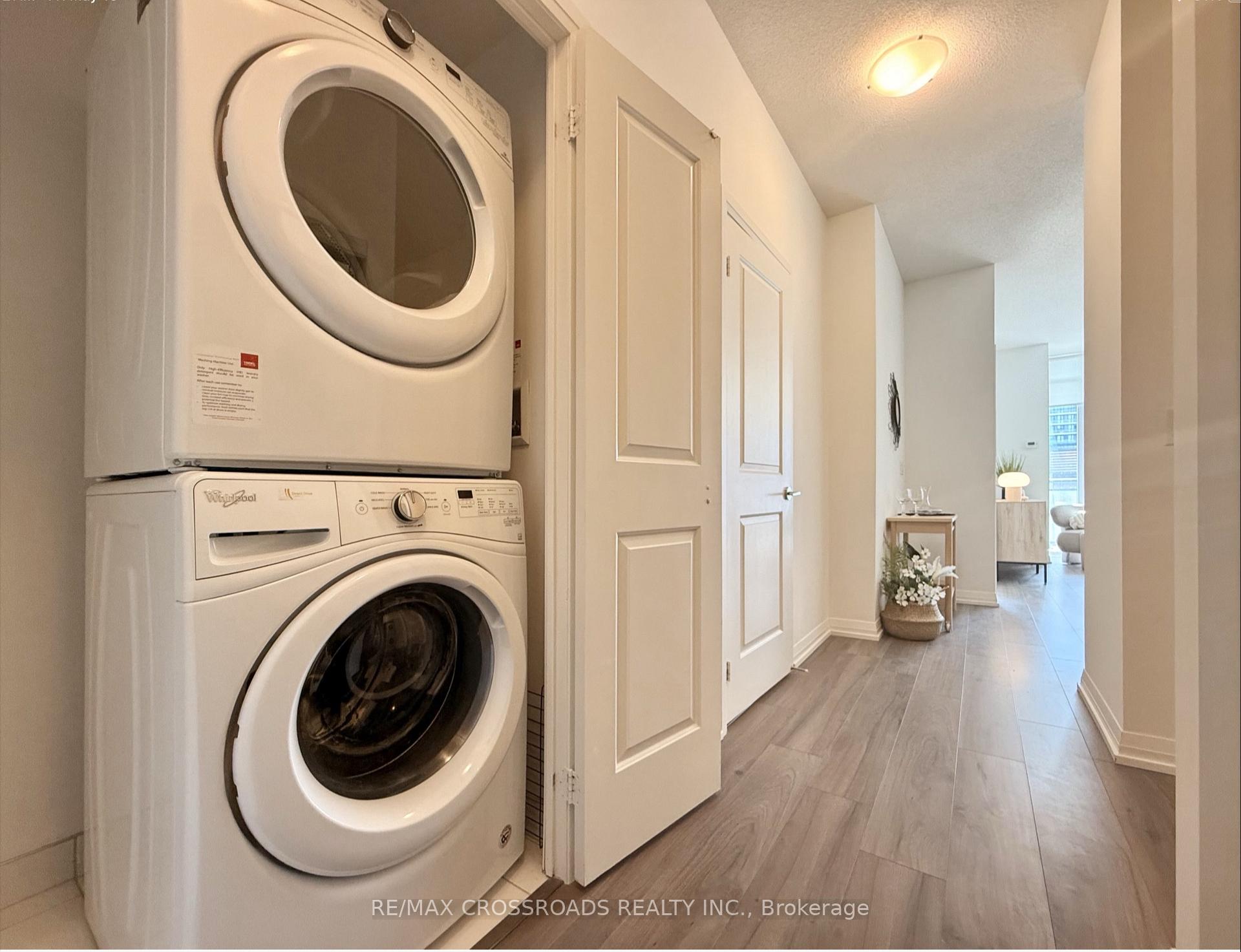 2 Bedrooms Condo at 50 Ann O’Reilly, Toronto For sale