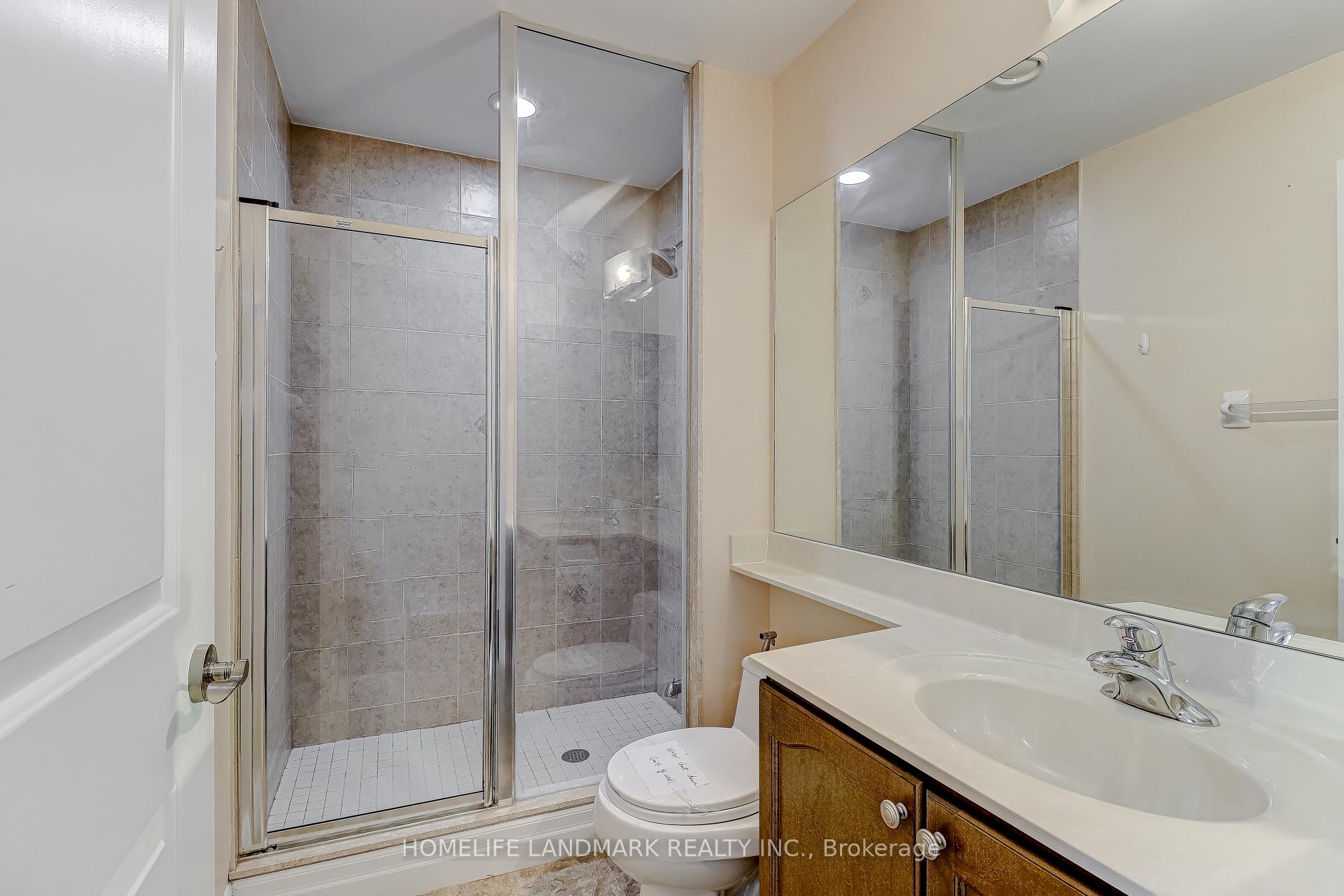 3 Bedrooms Condo at 58 Marine Parade, Toronto For sale