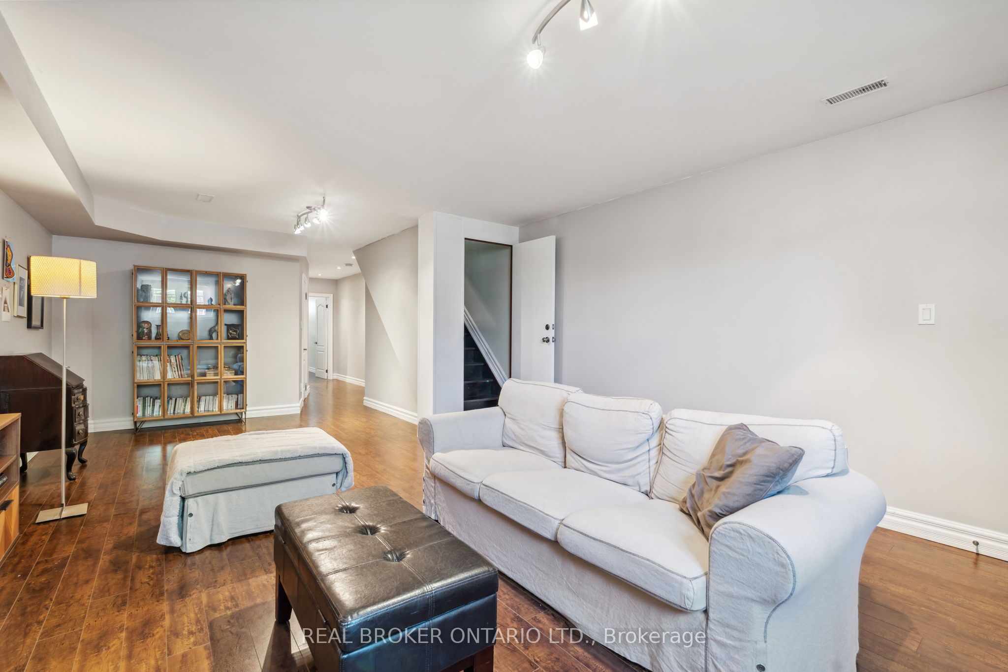 14 Teignmouth Avenue