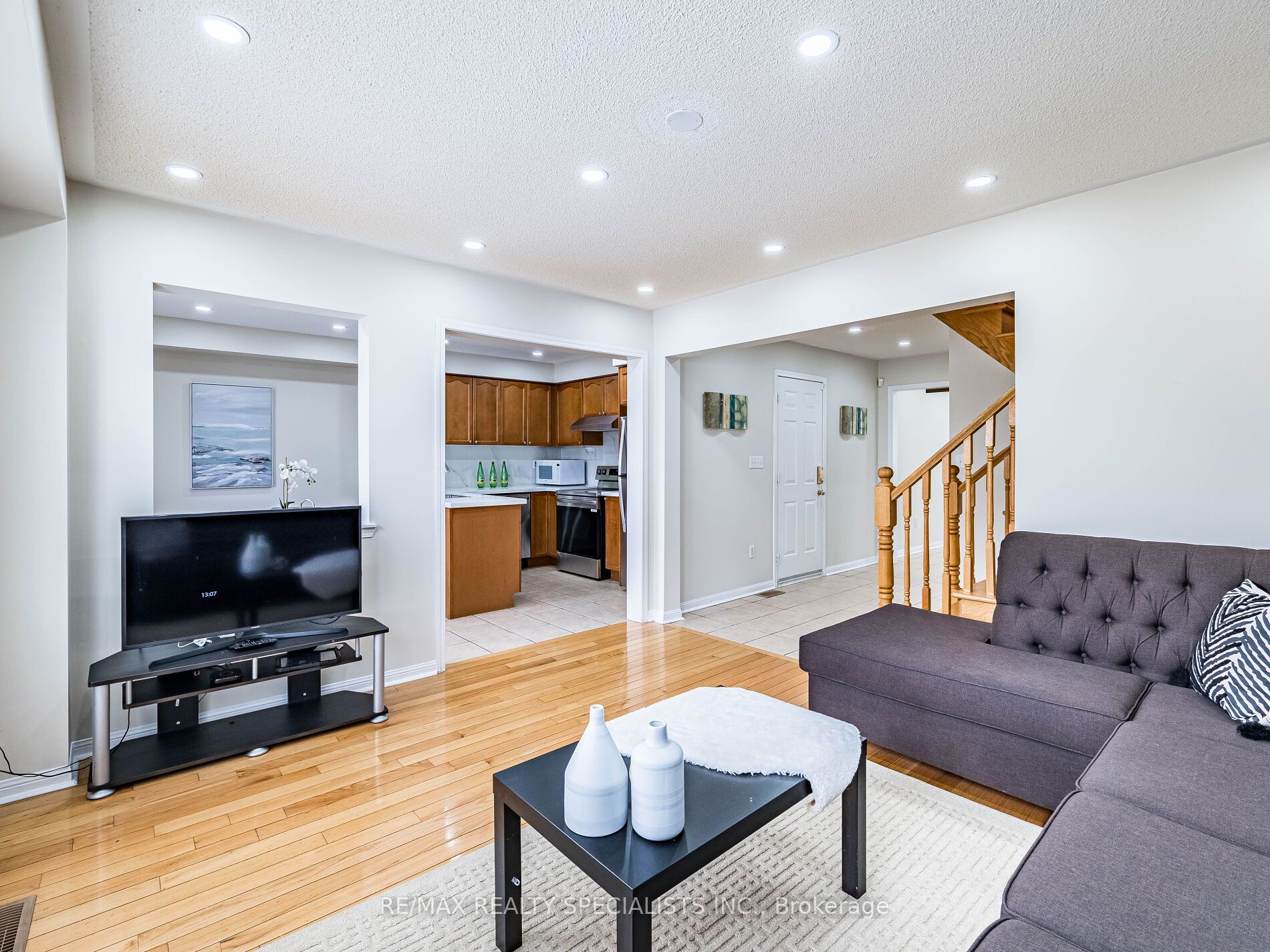 18 Jessop Drive