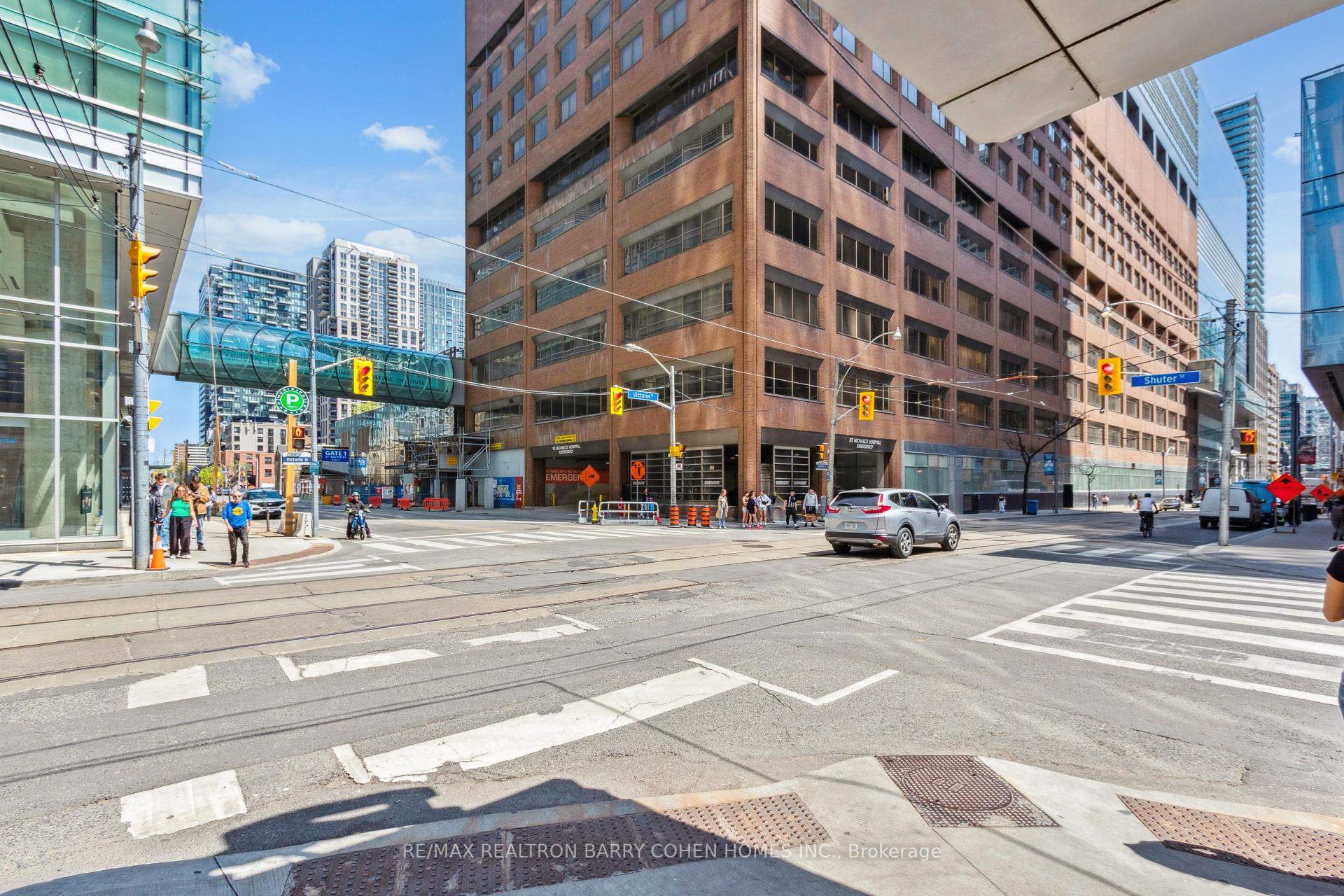 1 Bedroom Condo at 210 Victoria, Toronto For sale