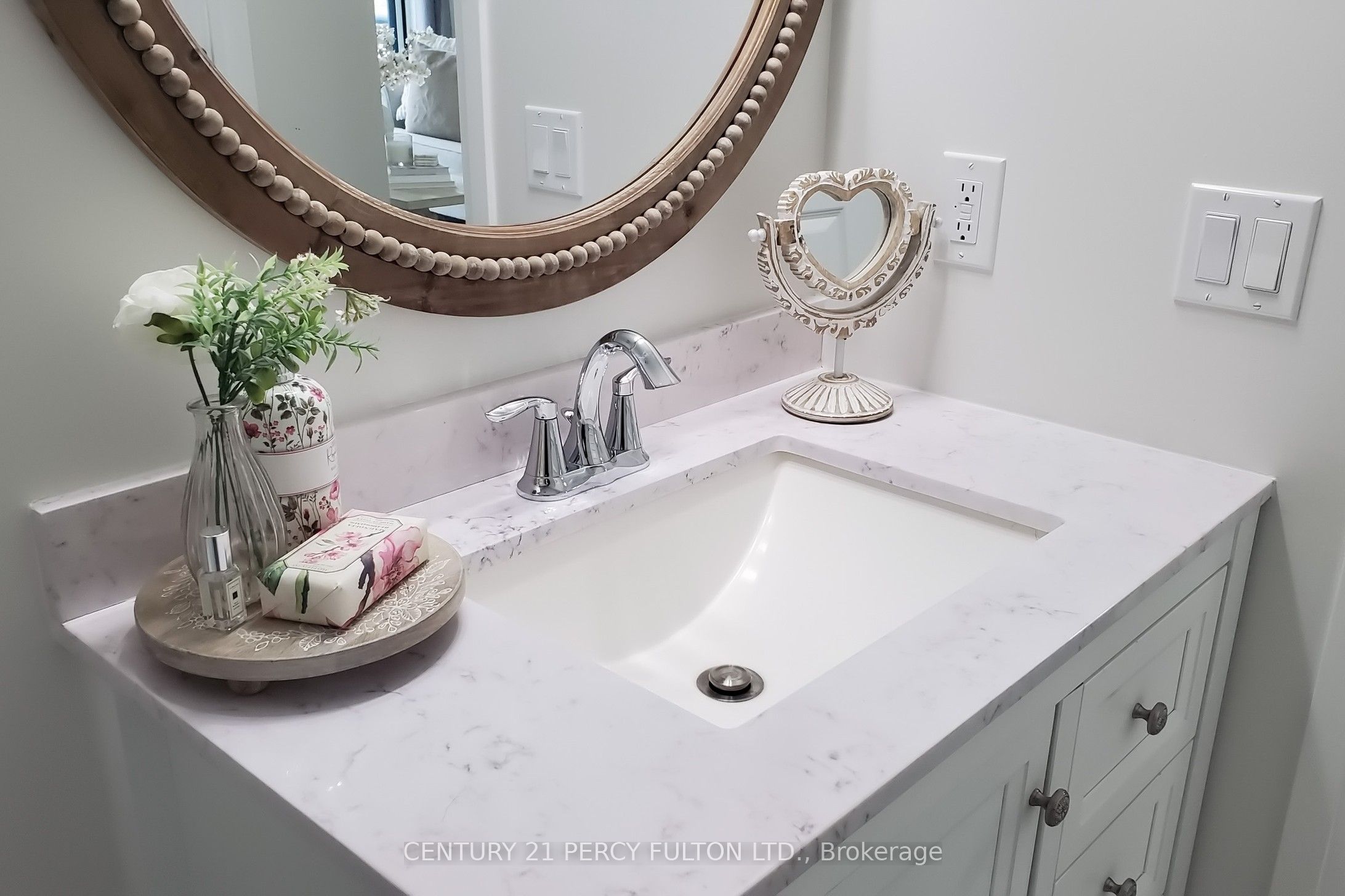 128 Grovewood Common, #320
