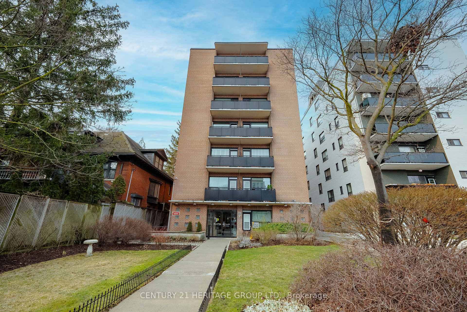 Co-op at 78 Warren, Toronto For sale