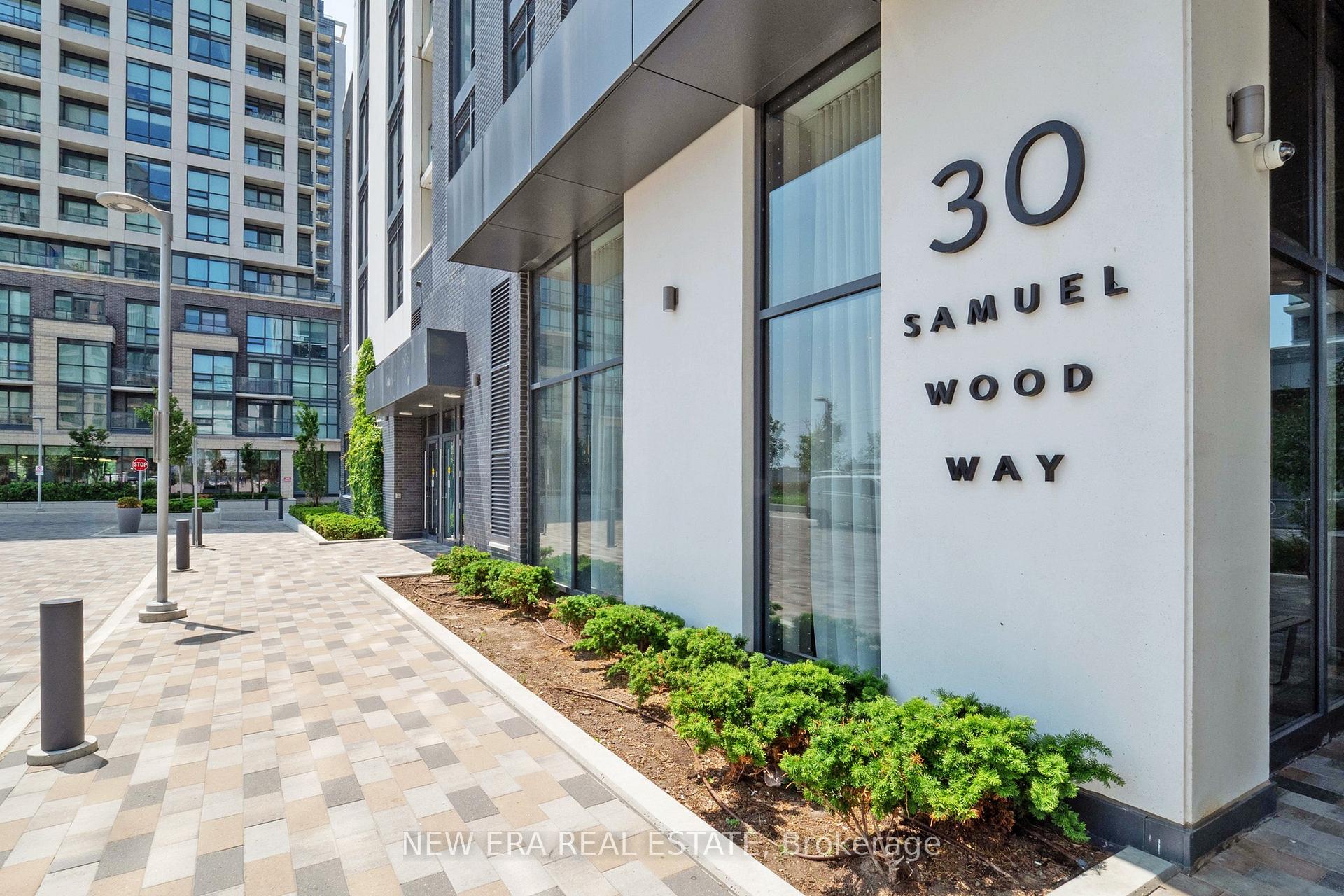 2 Bedrooms Condo at 30 Samuel Wood, Toronto For sale