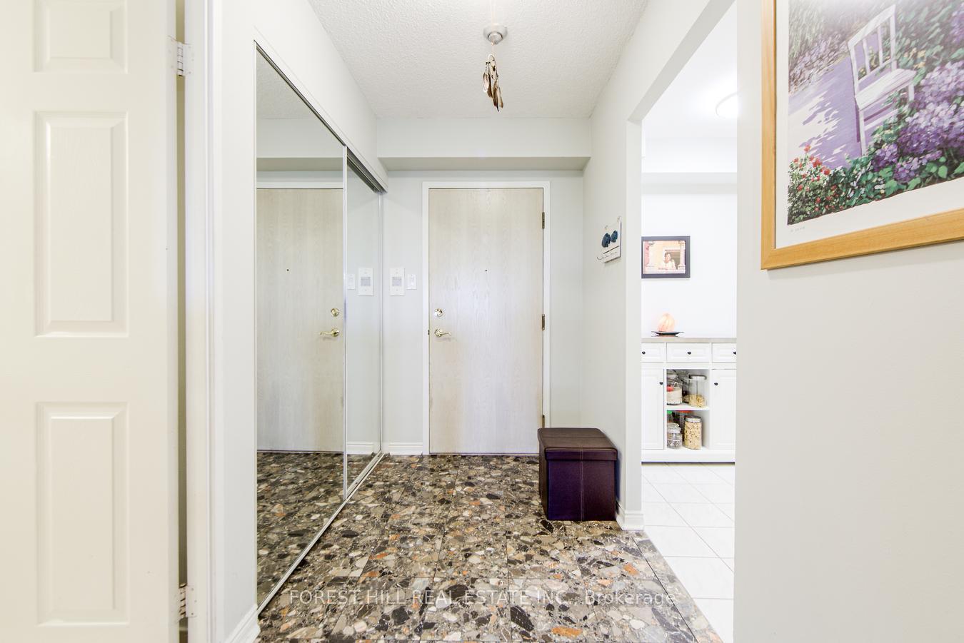 1 Bedroom Condo at 10 Guildwood, Toronto For sale