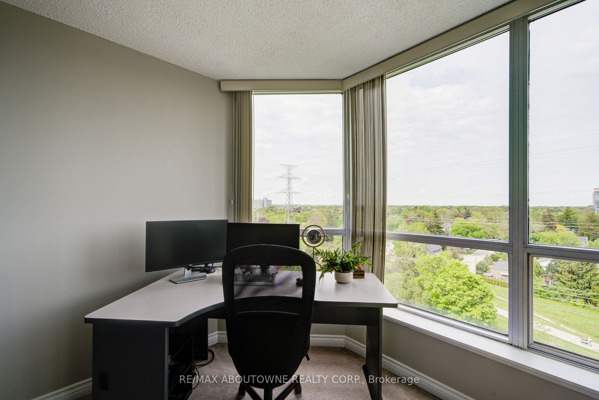 1276 Maple Crossing Boulevard, #1008