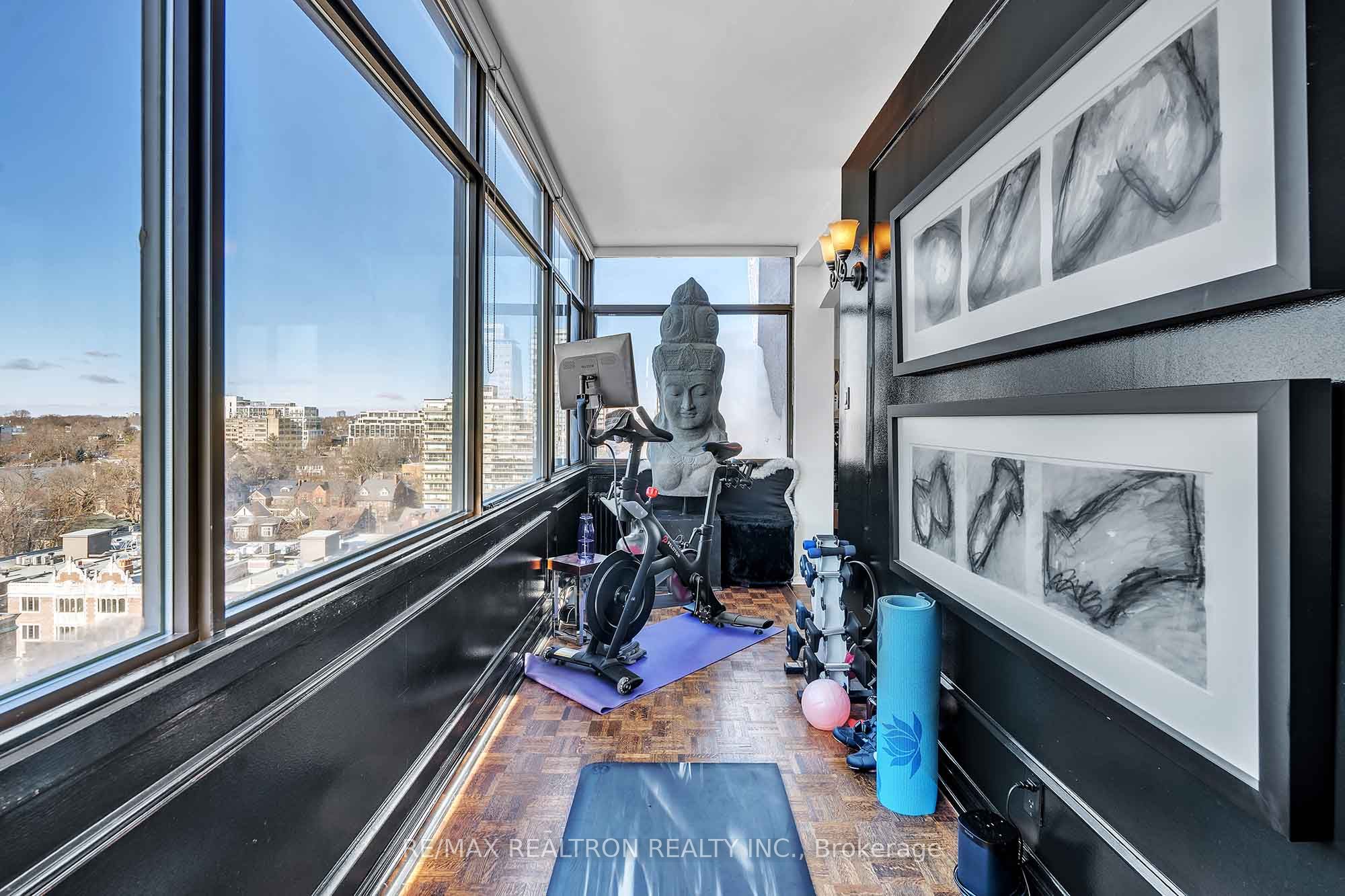 423 Avenue Road, #12