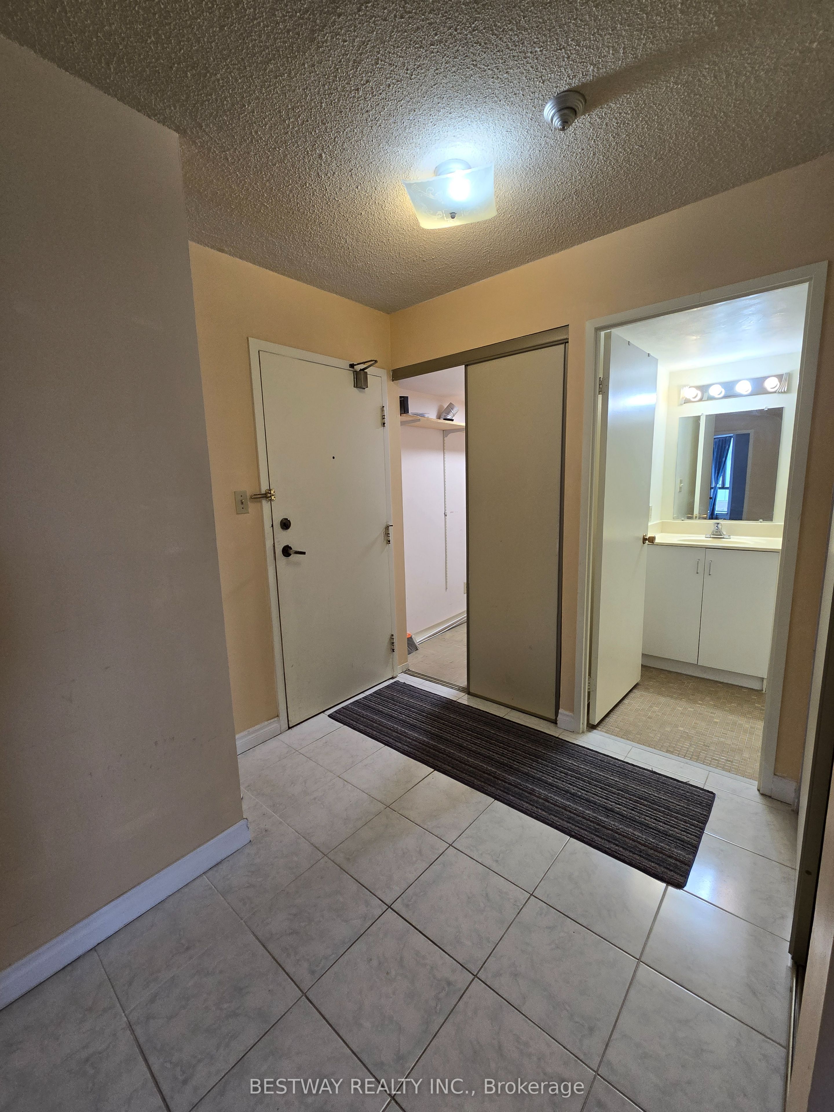 75 Bamburgh Circle, #928