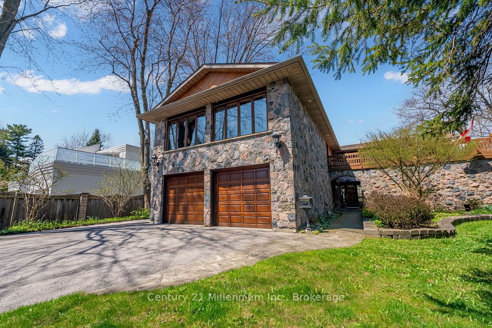 300 Taylor Road, Toronto, ON M1C 2R6