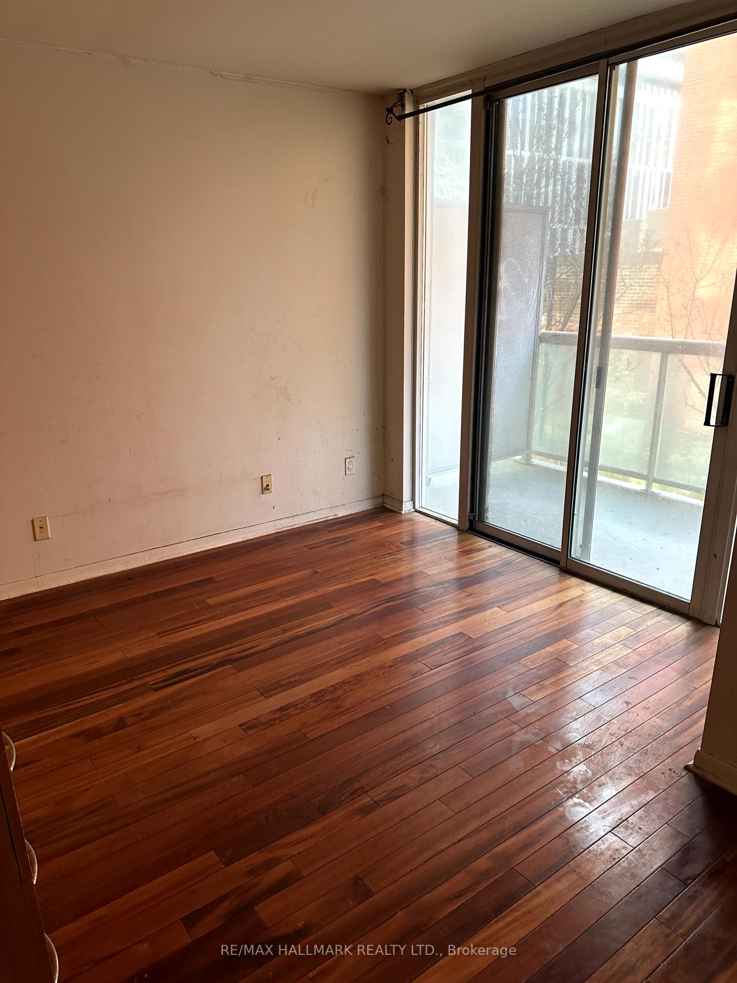 1 Bedroom Condo at 313 Richmond,  Toronto For sale
