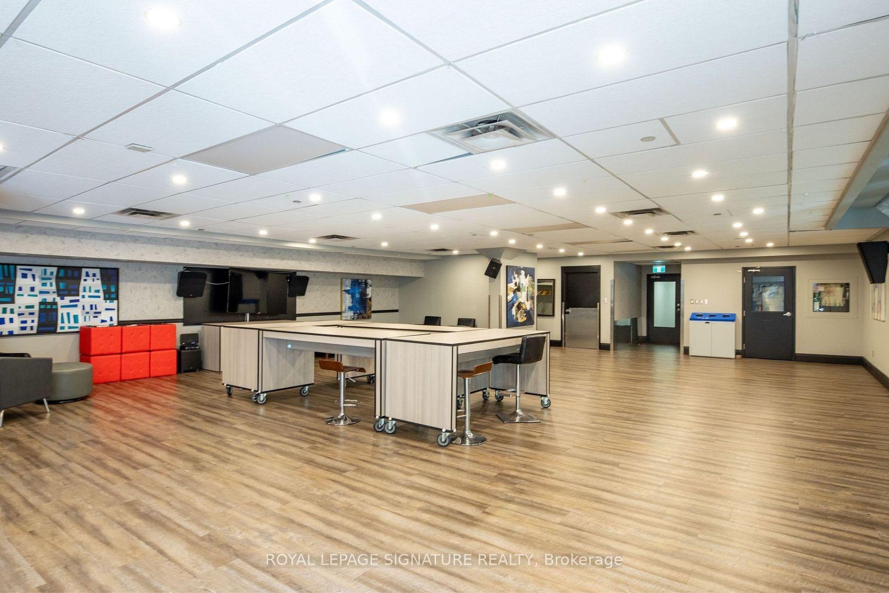 Condo at 40 Homewood, Toronto For sale