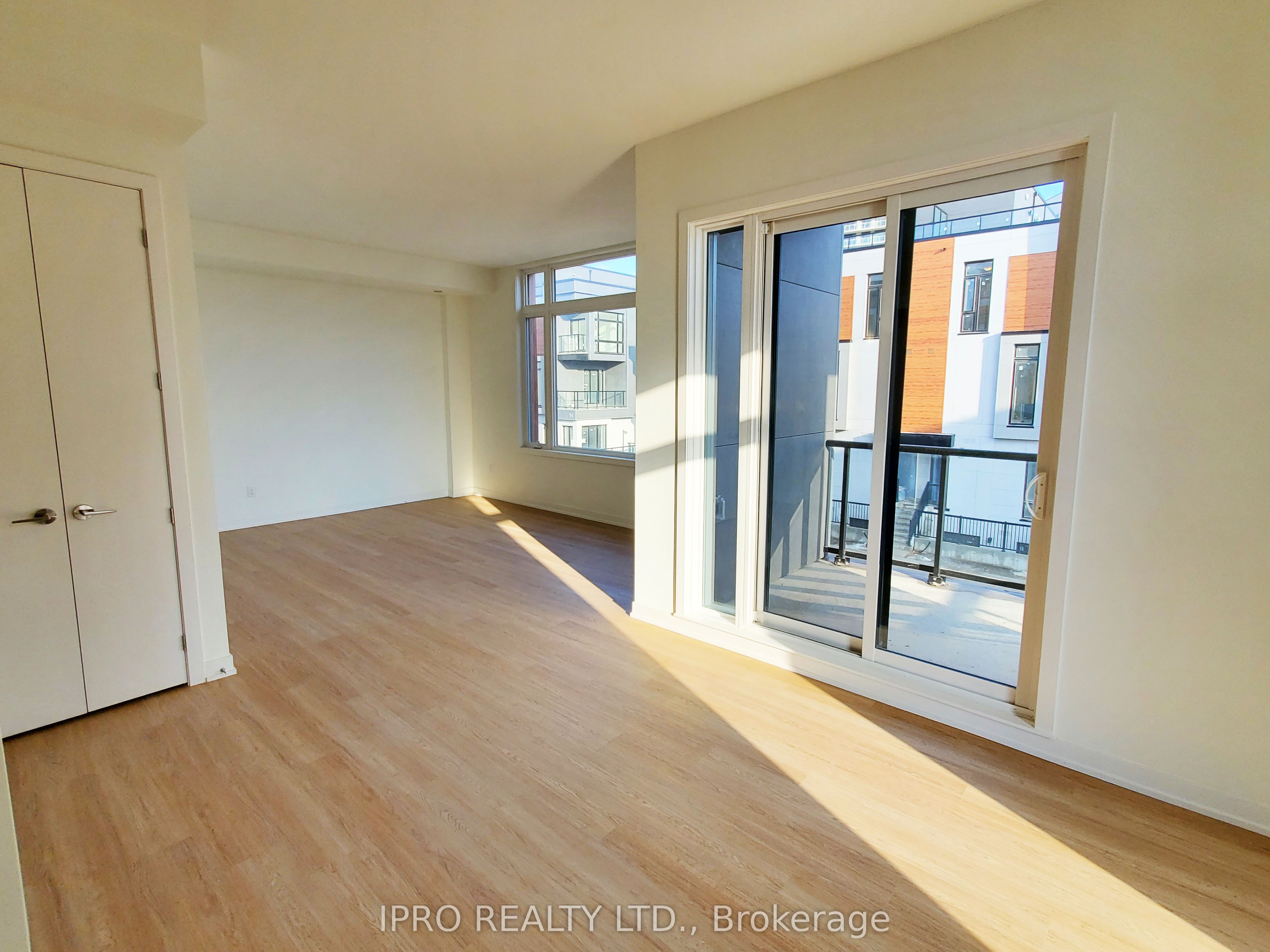 15 David Eyer Road, #1411