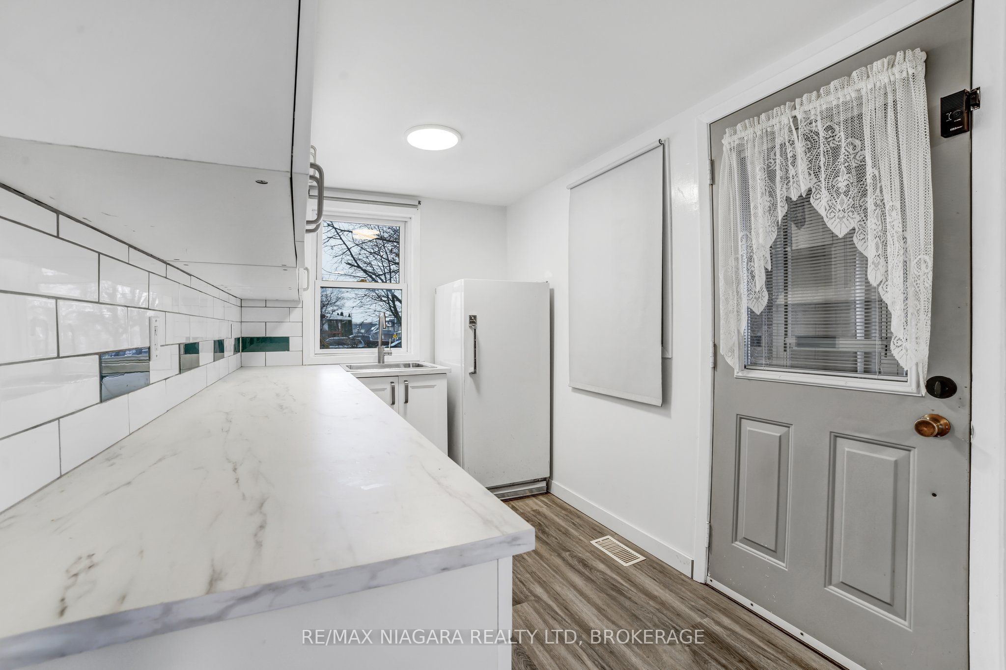 6704 Ailanthus Avenue #MAIN, Niagara Falls 217 - Arad/Fallsview