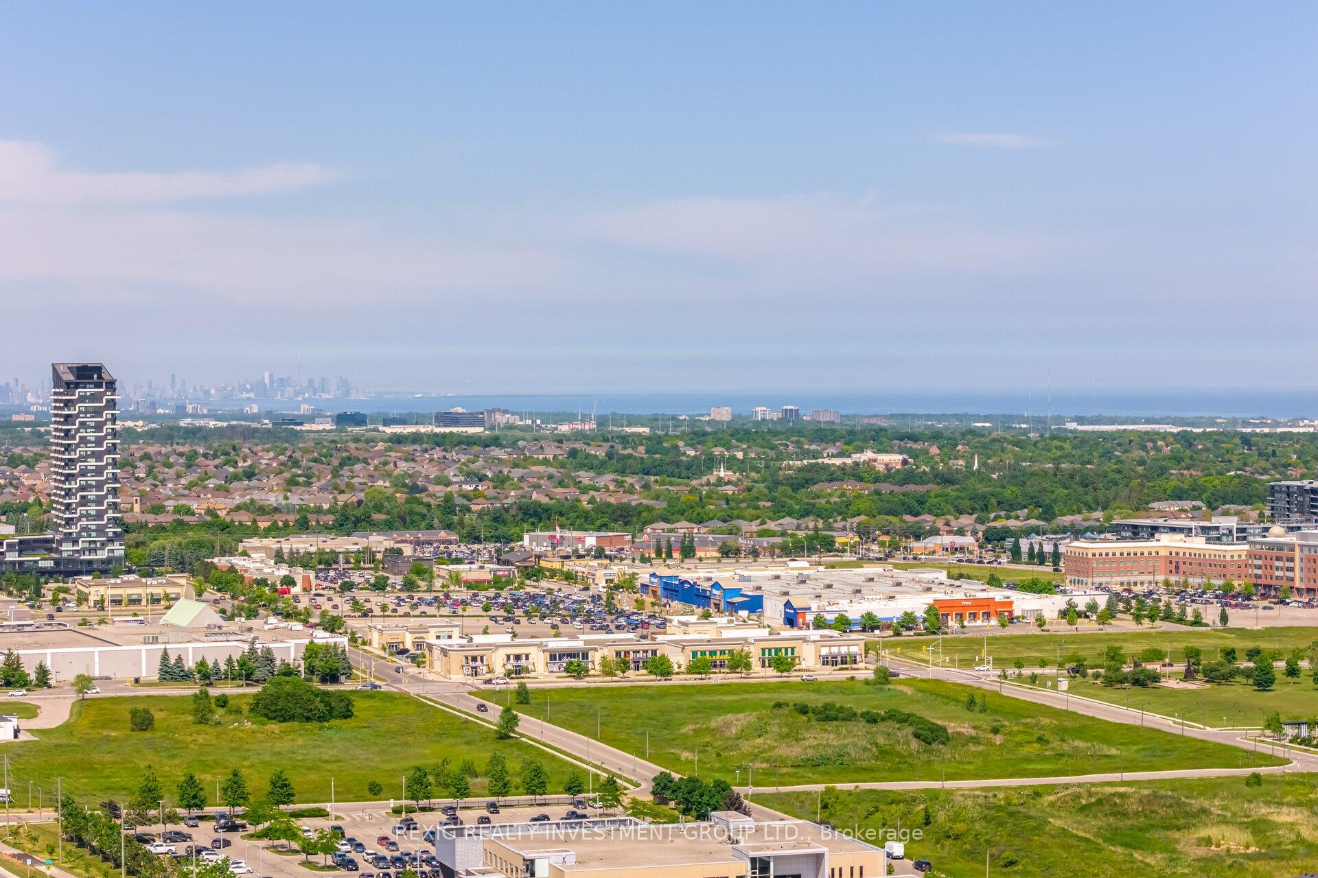 2 Bedrooms Condo at 95 DUNDAS, Oakville For sale