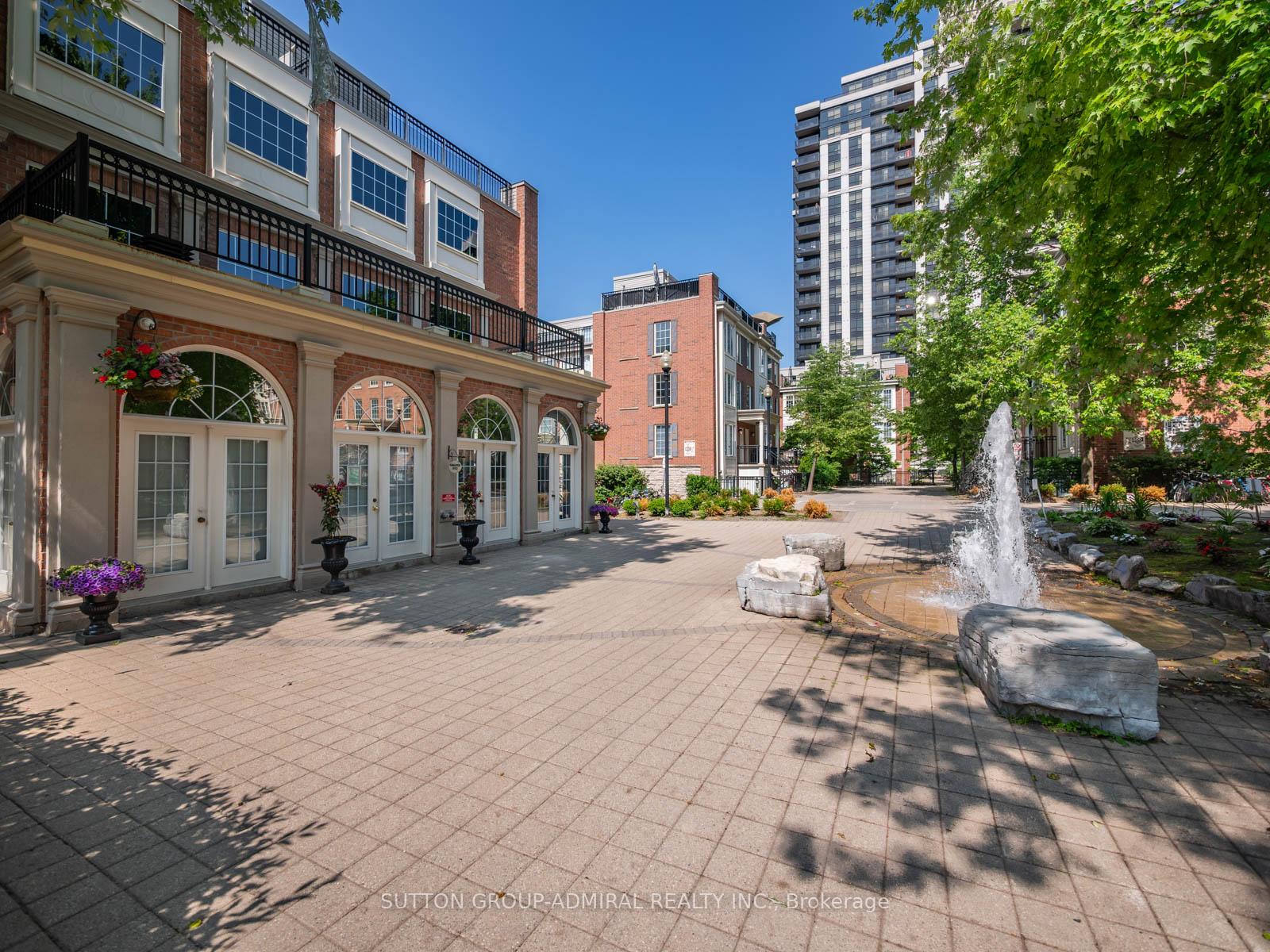 2 Bedrooms Condo at 5 Everson, Toronto For sale