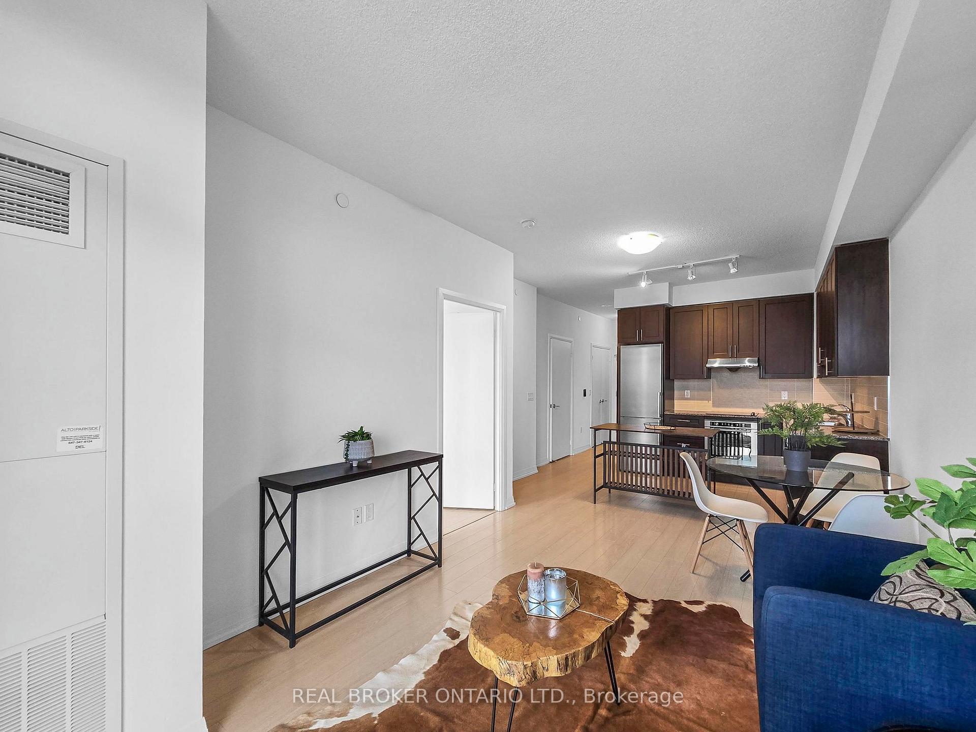 2 Bedrooms Condo at 55 Ann O’reilly, Toronto For sale